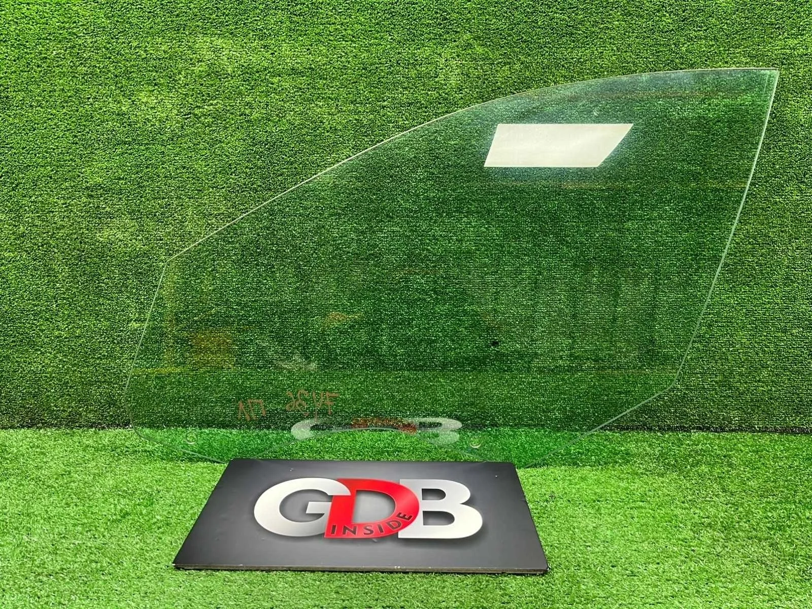 Стекло двери BMW 5 series 2011 51337182109 F11 N52B25A, переднее левое