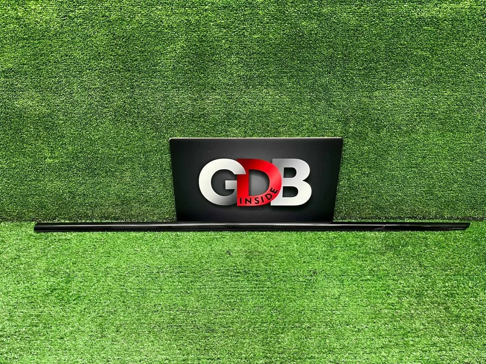 Молдинг shadowline BMW 5 series 2011 51337209725 F11 N52B25A, передний левый