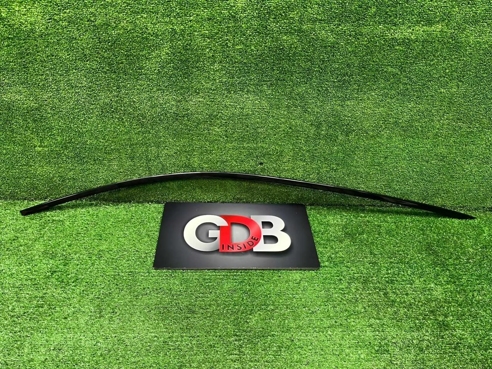 Молдинг shadowline BMW 5 series 2011 51337209728 F11 N52B25A, передний правый