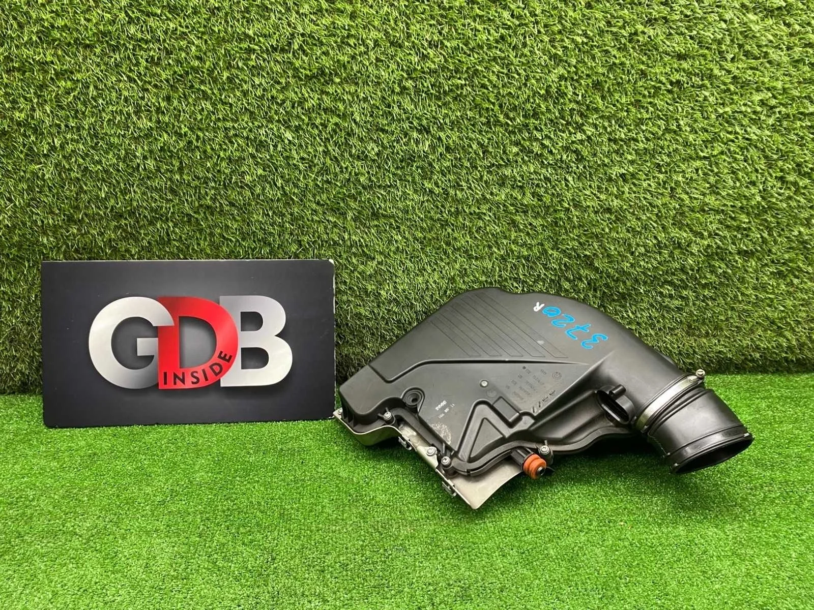 Корпус воздушного фильтра BMW 7 series 21.01.2011 13717577466 F01 N63B44A, левый