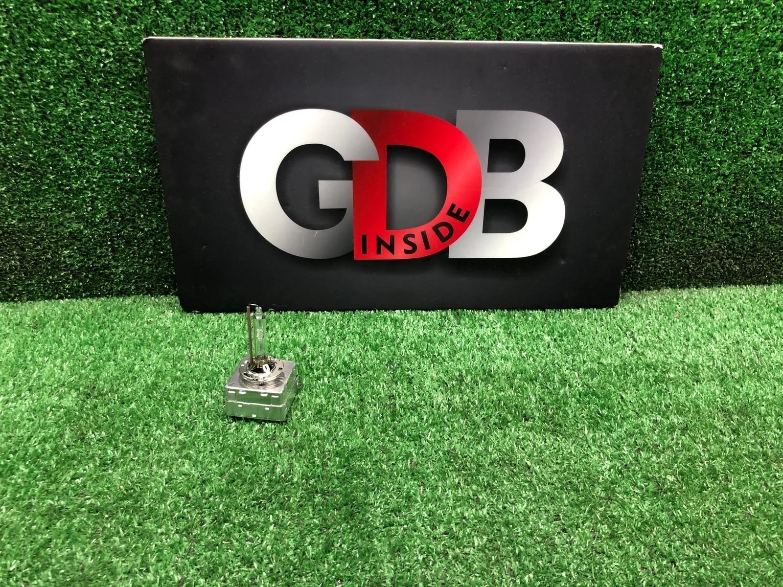 Ксеноновая лампа Bmw X5 19.01.2012 63217217509 E70 N57D30A