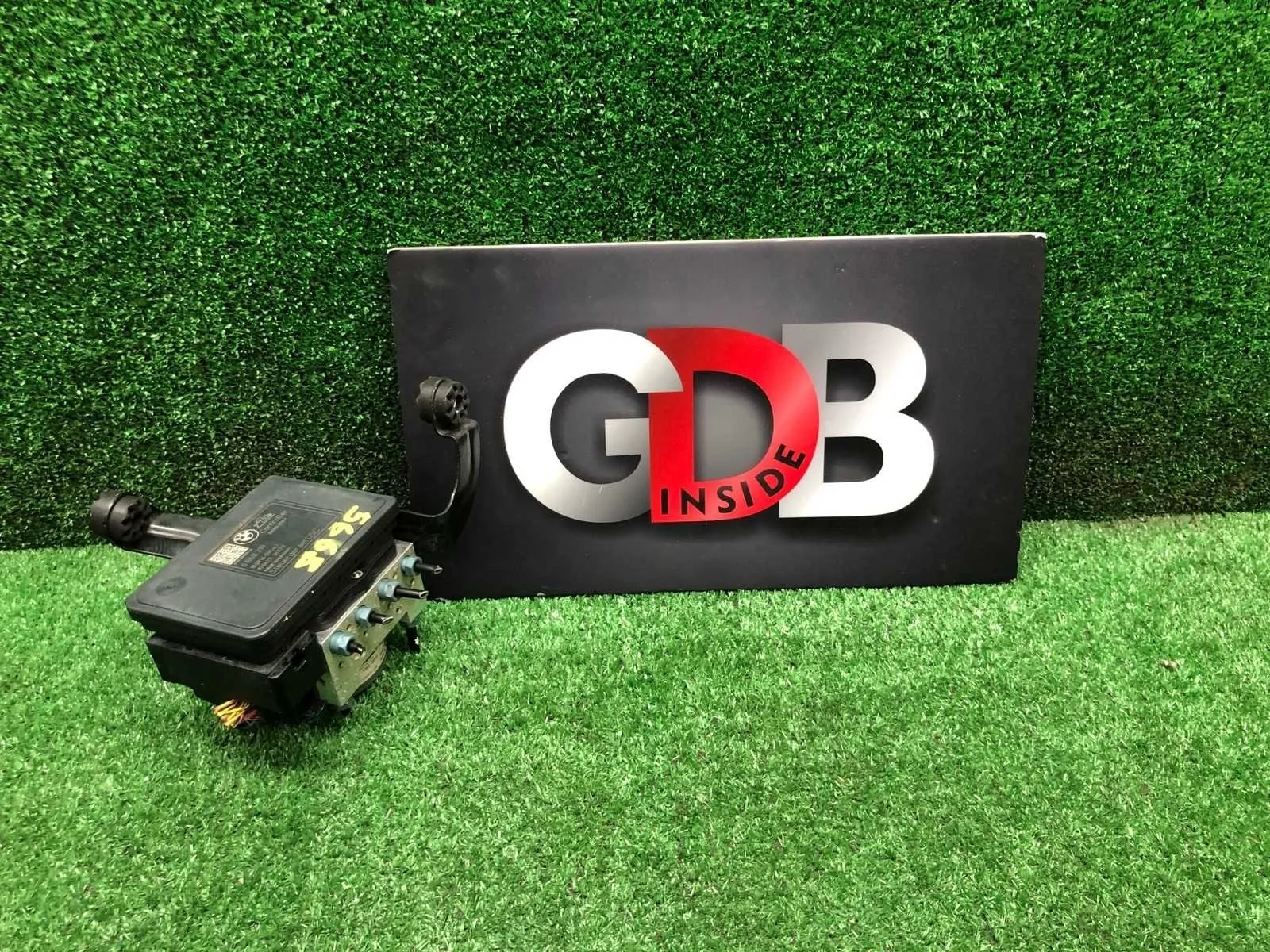 Блок abs BMW 1 series 21.01.2014 34516891615 F20 N13B16A