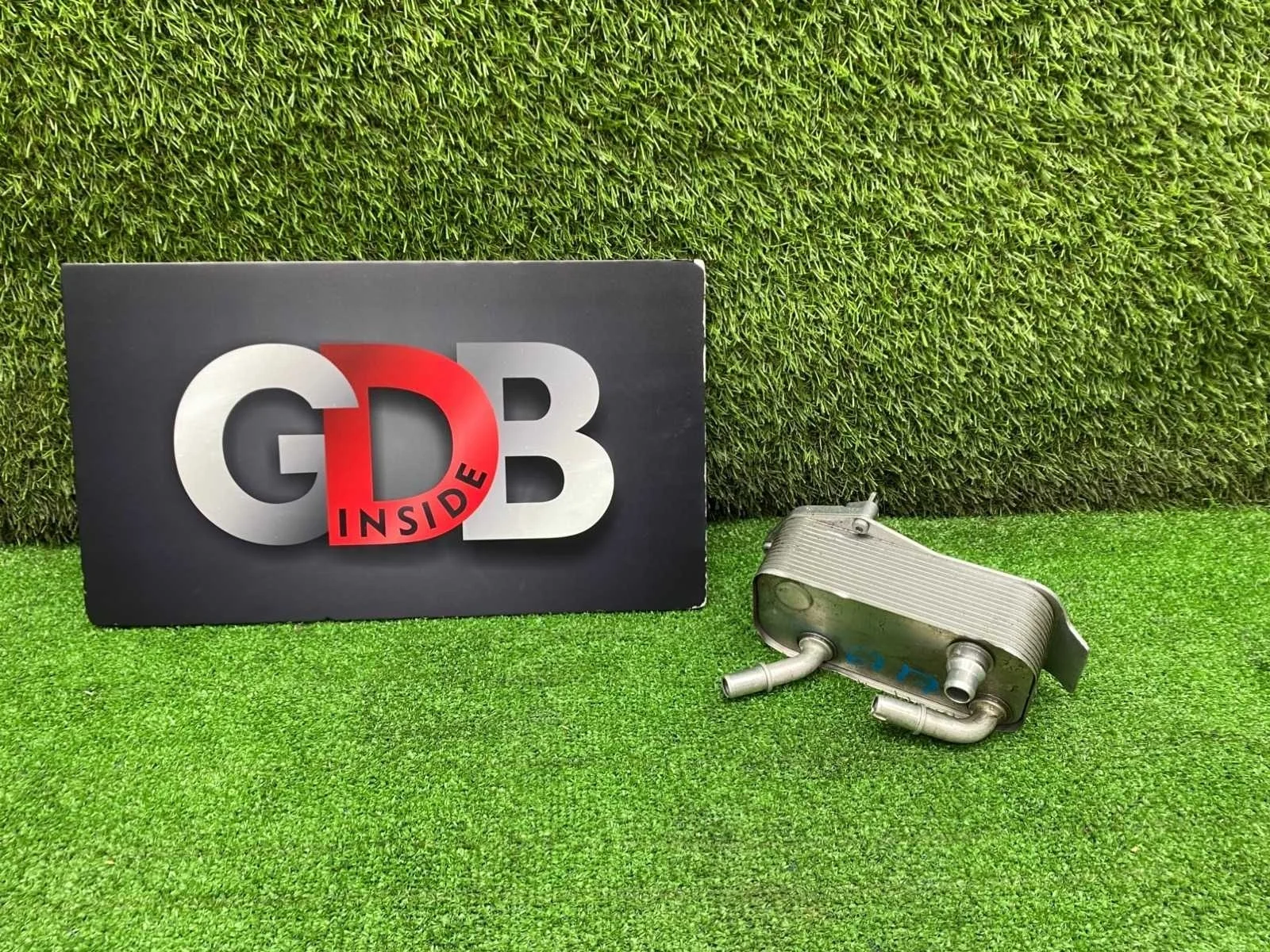 Теплообменник BMW X1 23.09.2011 17217551647 E84 N20B20A