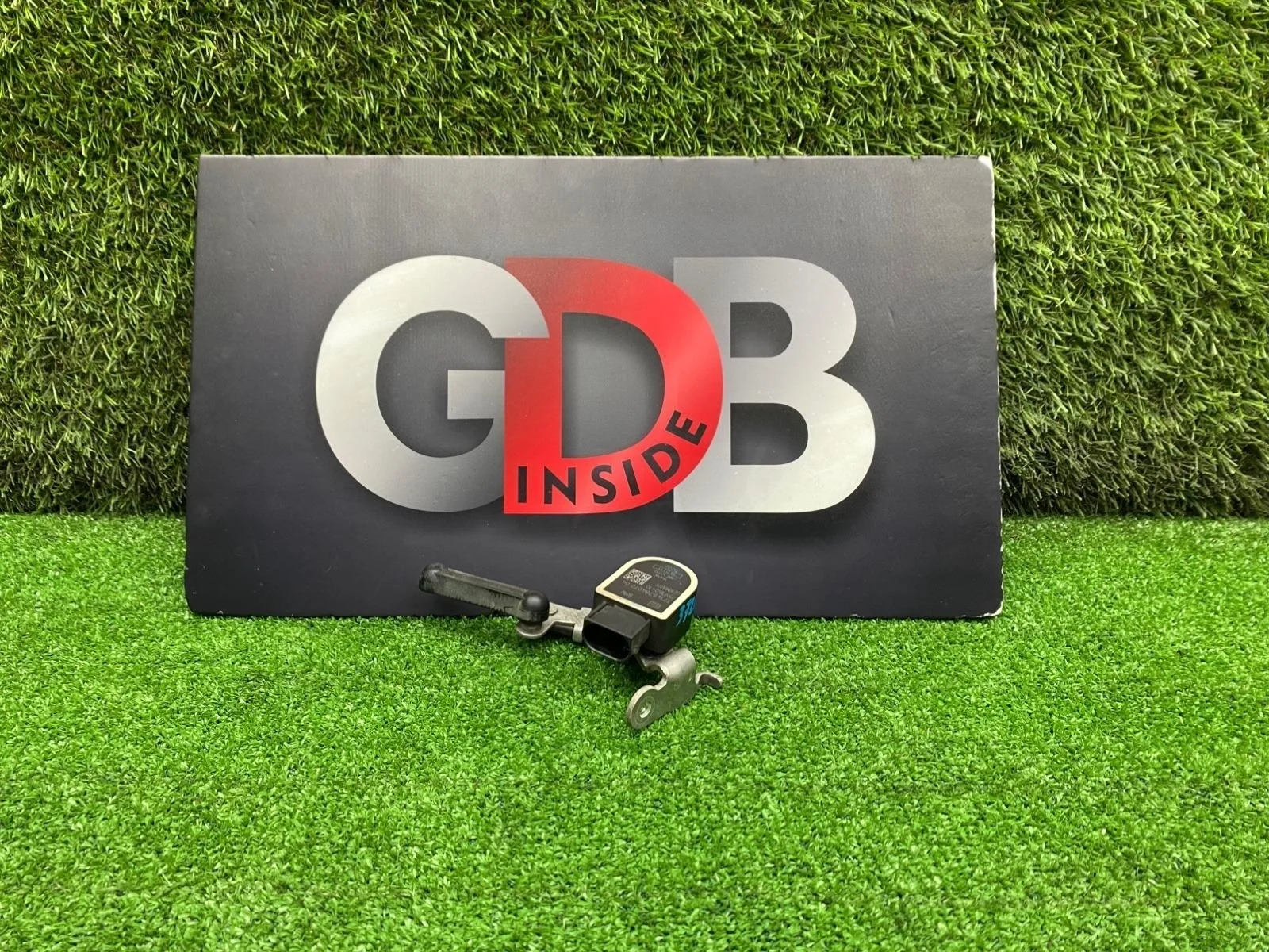 Датчик положения кузова BMW 7 series 21.01.2011 37146870000 F01 N63B44A