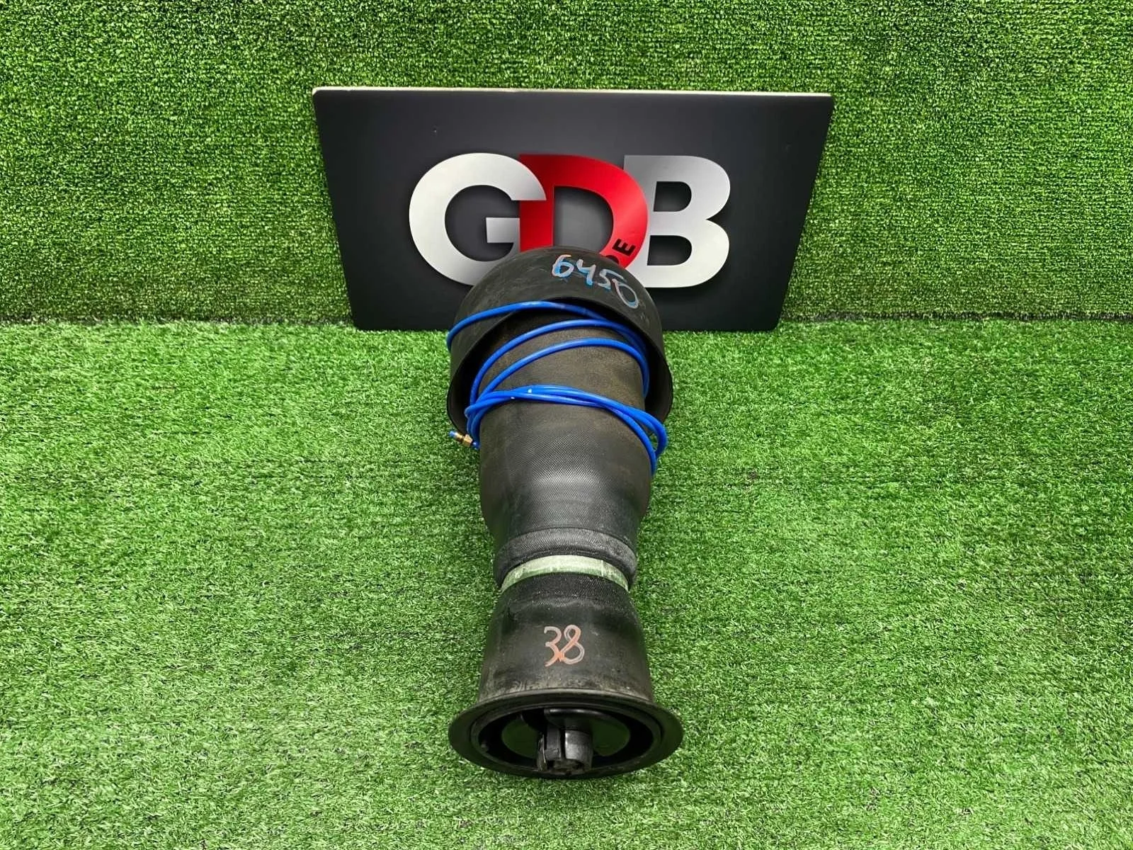 Пневмоподушка BMW X5 16.05.2014 37126795013 F15 N55B30A, задняя