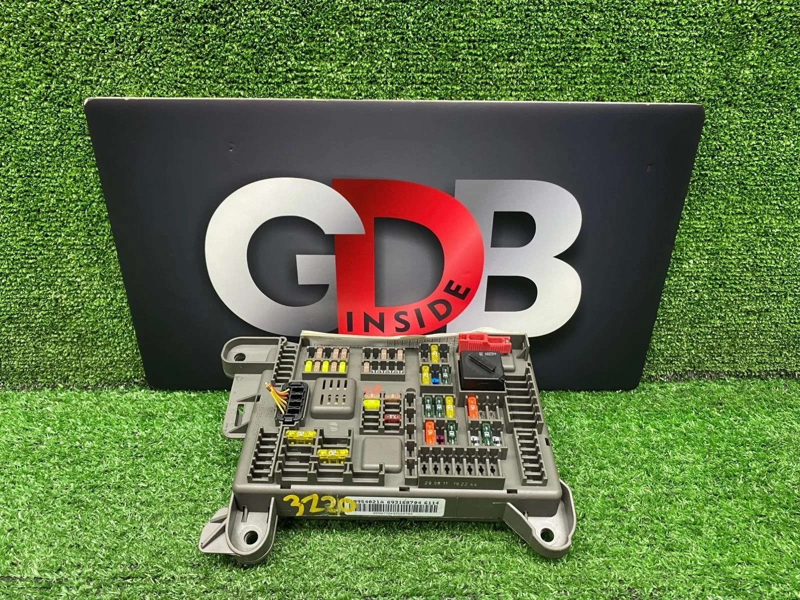 Блок предохранителей BMW X5 07.11.2011 61146931687 E70 N57D30A