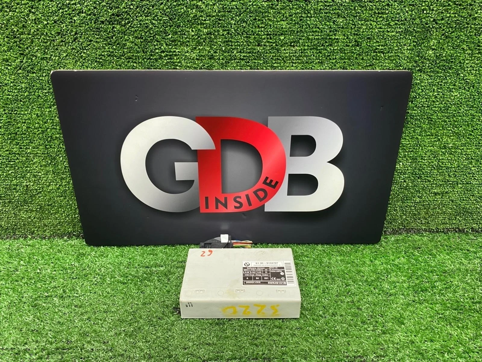 Блок управления центральным замком BMW X5 07.11.2011 61359134707 E70 N57D30A