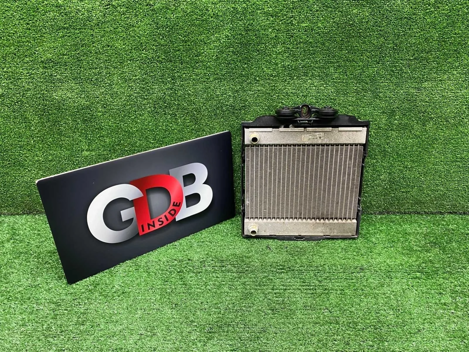 Радиатор масляный BMW 5 series 08.07.2014 17117805630 F10 N55B30A