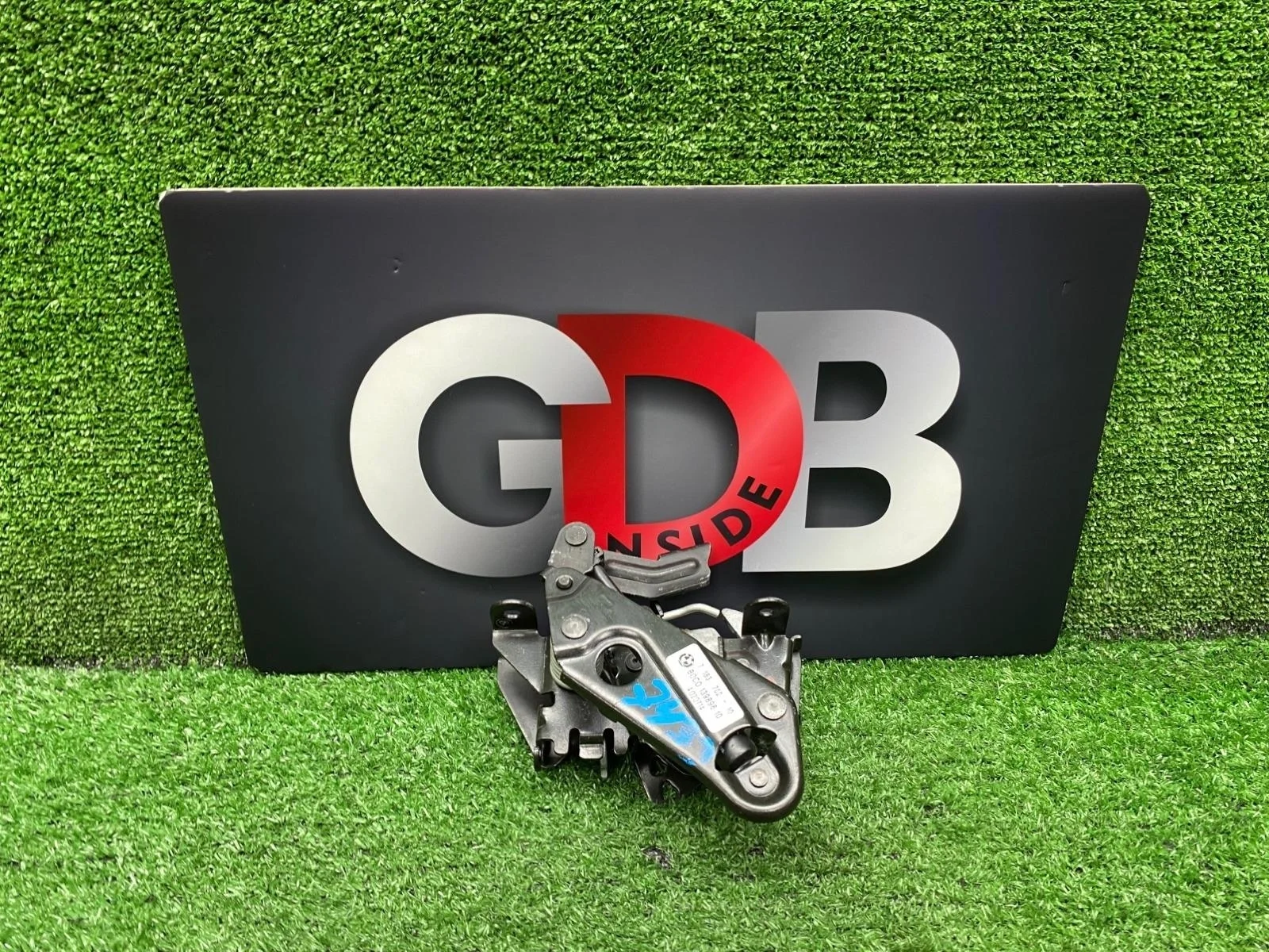 Замок капота Bmw 5 Series 08.07.2014 51237183762 F10 N55B30A, передний правый