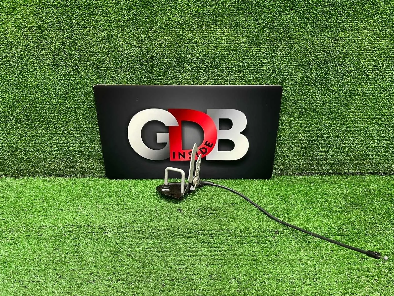 Крючок капота Bmw 5 Series 08.07.2014 51237183763 F10 N55B30A, передний левый