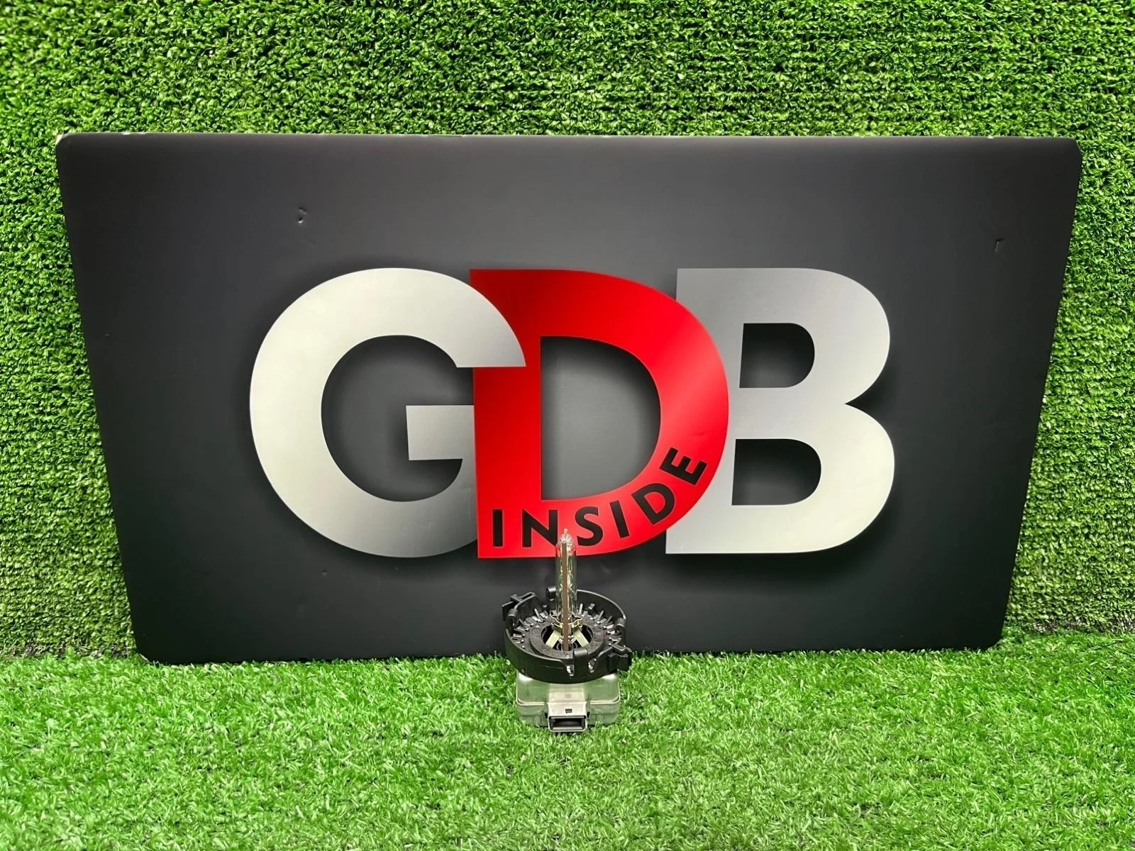 Ксеноновая лампа Bmw 1 Series 21.01.2014 63217217509 F20 N13B16A, передняя