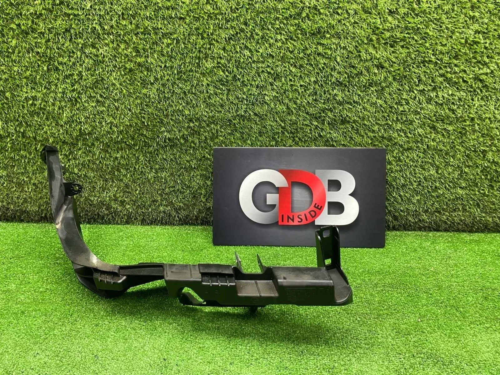 Кронштейн фары BMW X1 23.09.2011 51642990180 E84 N20B20A, правый