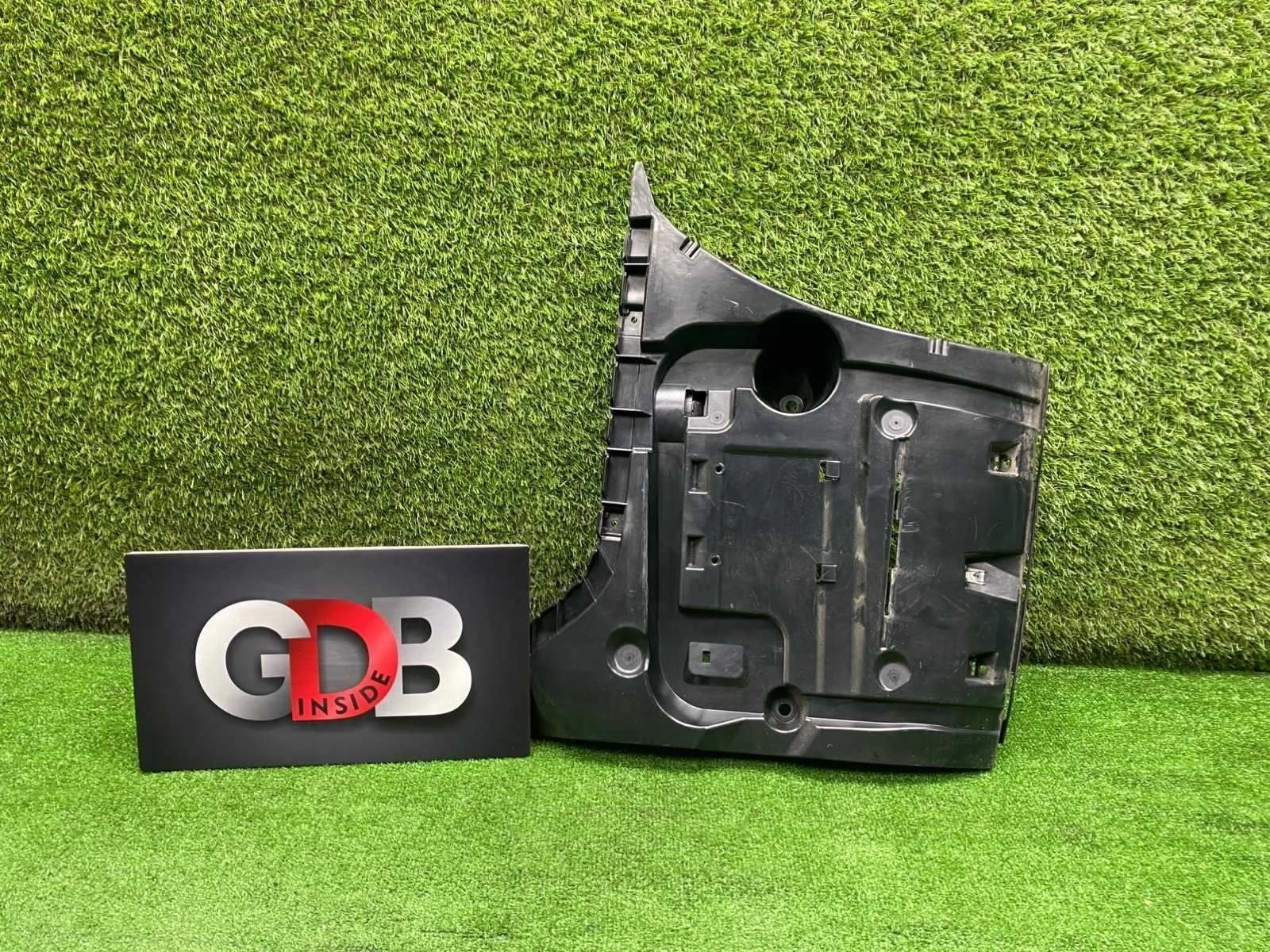 Кронштейн бампера Bmw 7 Series 21.01.2011 51127183886 F01 N63B44A, задний правый