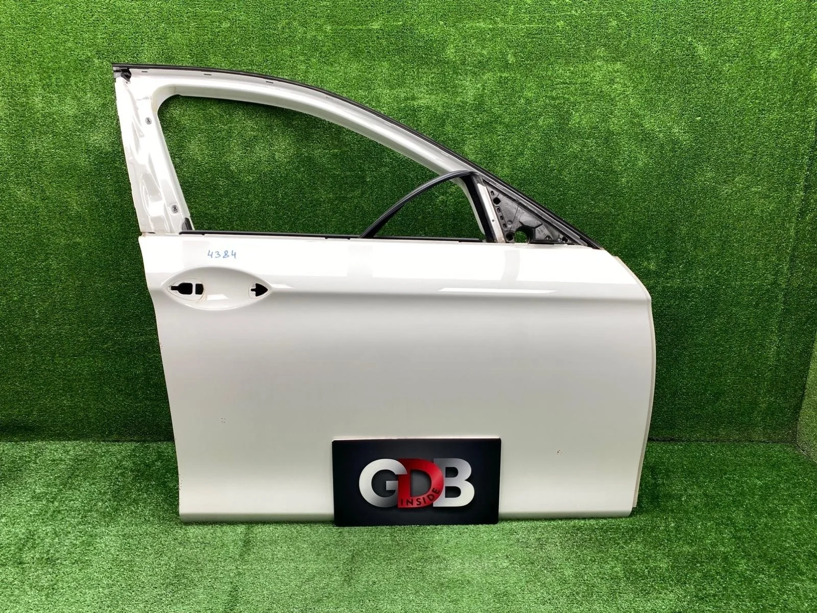 Дверь BMW 5 series 2011 41007206108 F10 N20B20B, передняя правая