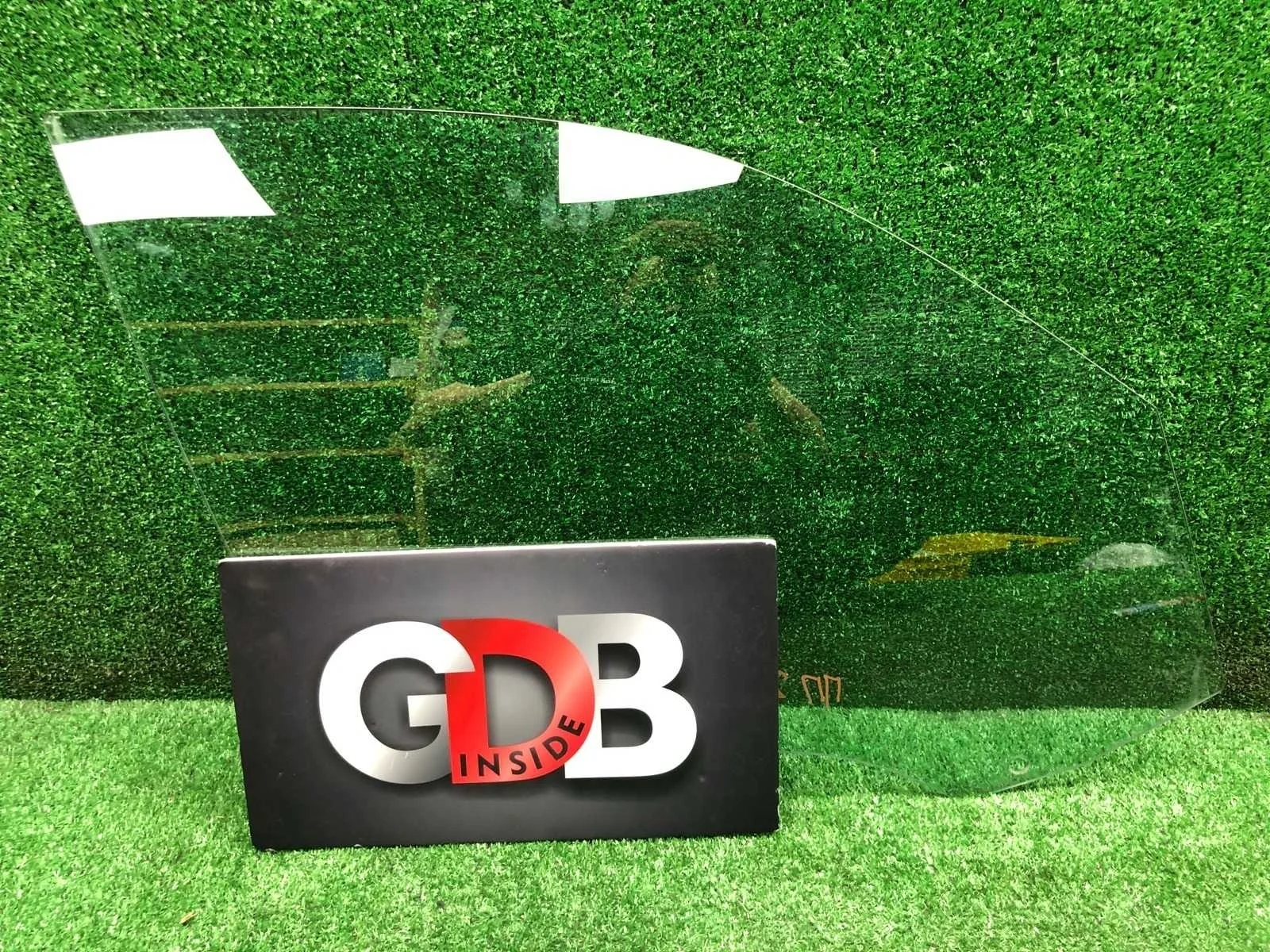 Стекло двери BMW X1 2012 51332990296 E84 N20B20A, переднее правое