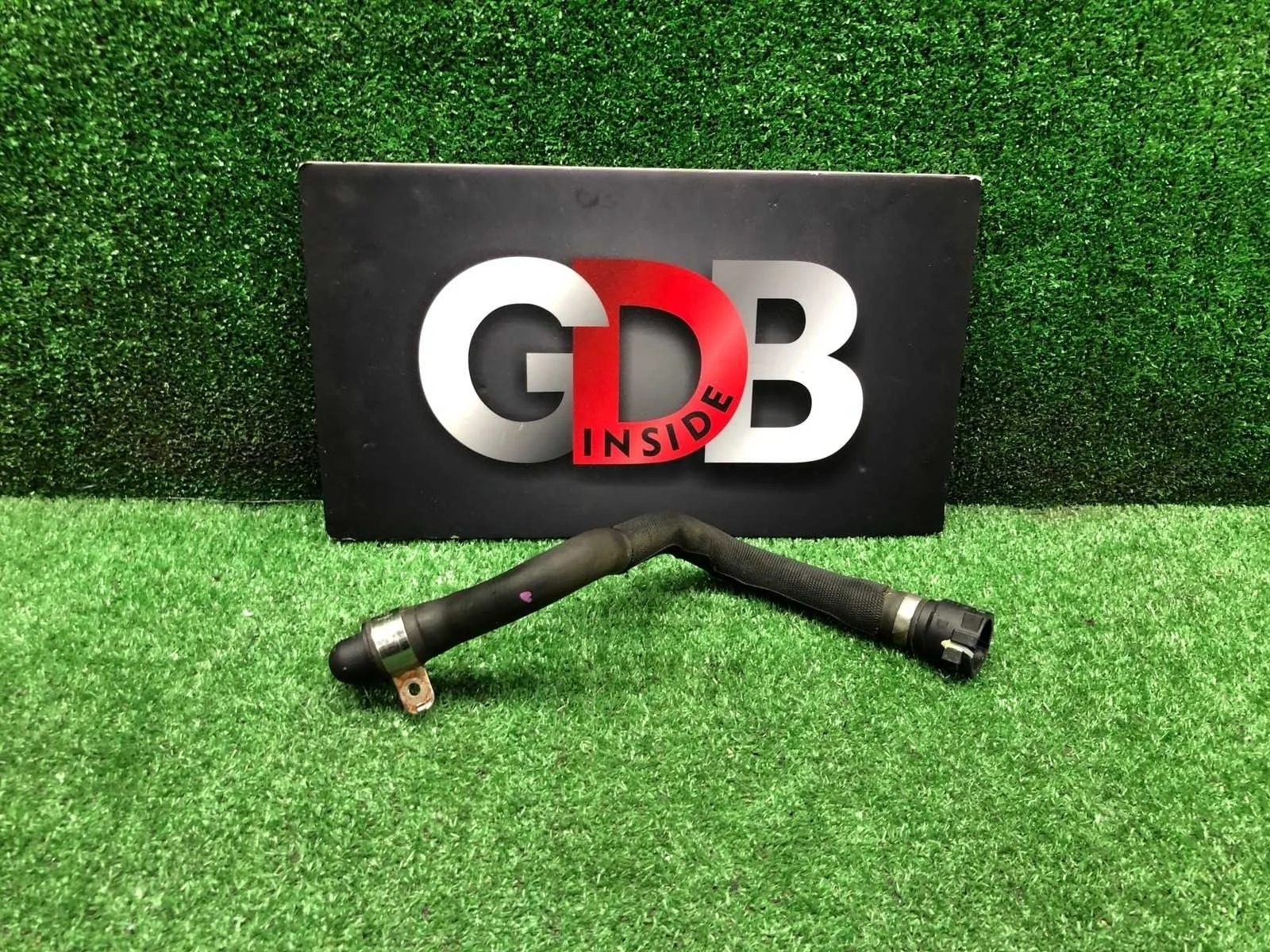 Патрубок системы охлаждения BMW X5 19.01.2012 17127805601 E70 N57D30A