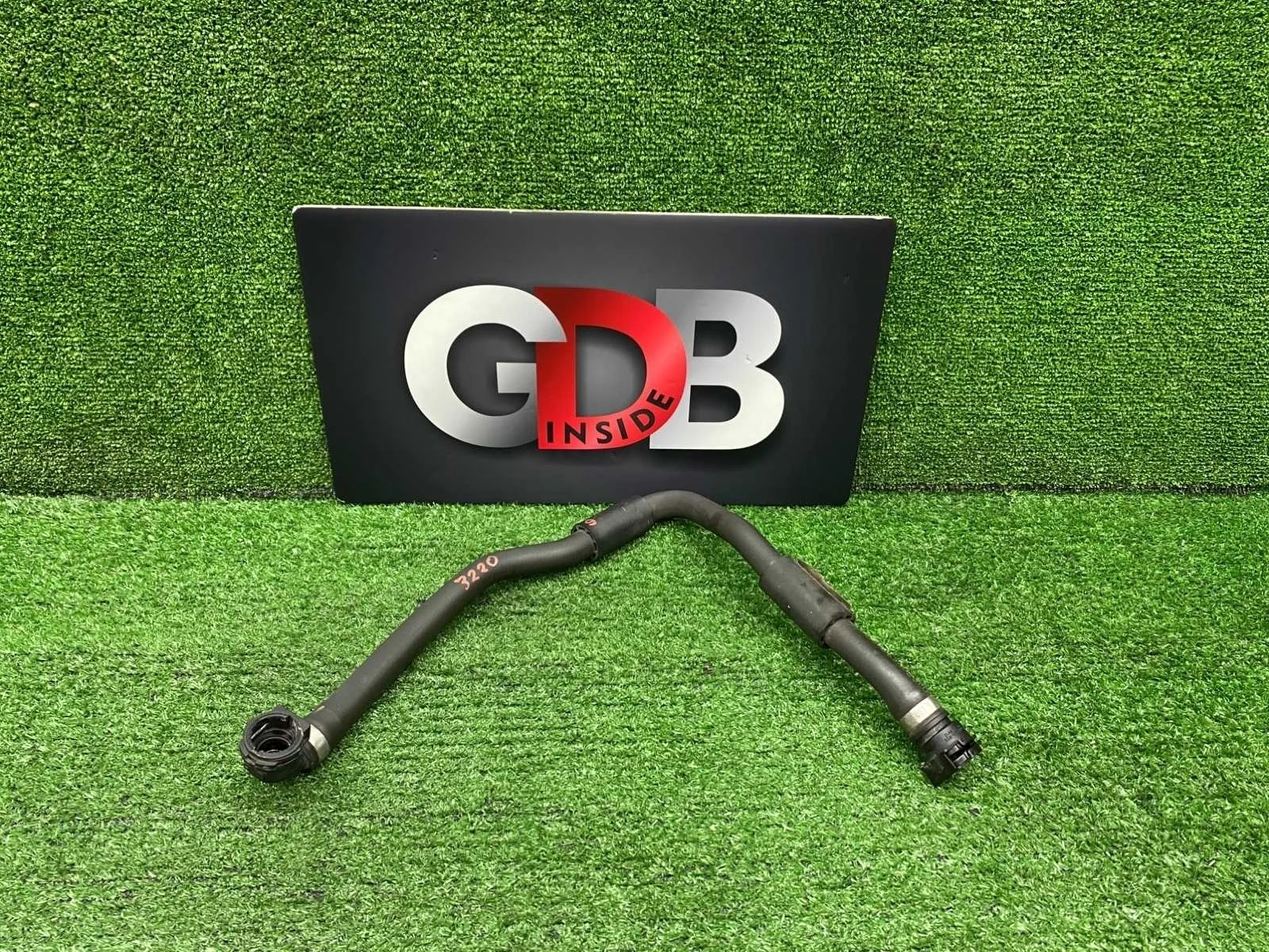 Патрубок системы охлаждения BMW X5 07.11.2011 17127805600 E70 N57D30A