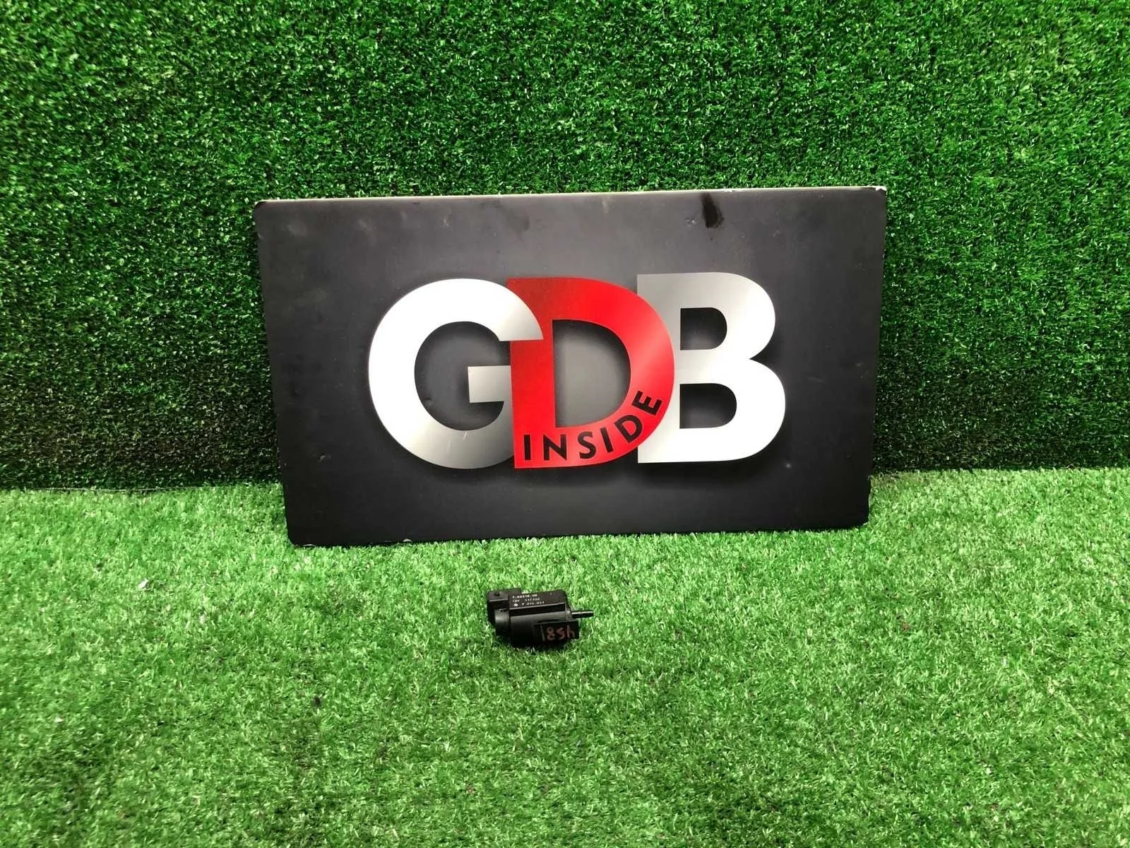 Клапан электромагнитный BMW X5 19.01.2012 11747810831 E70 N57D30A