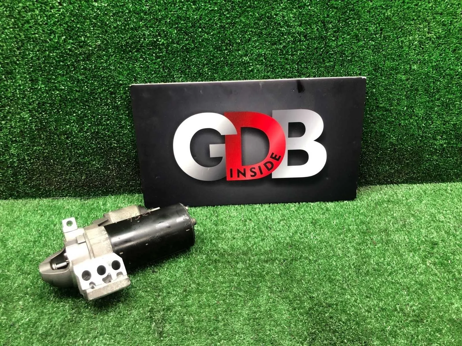 Стартер BMW X5 19.01.2012 12418515900 E70 N57D30A