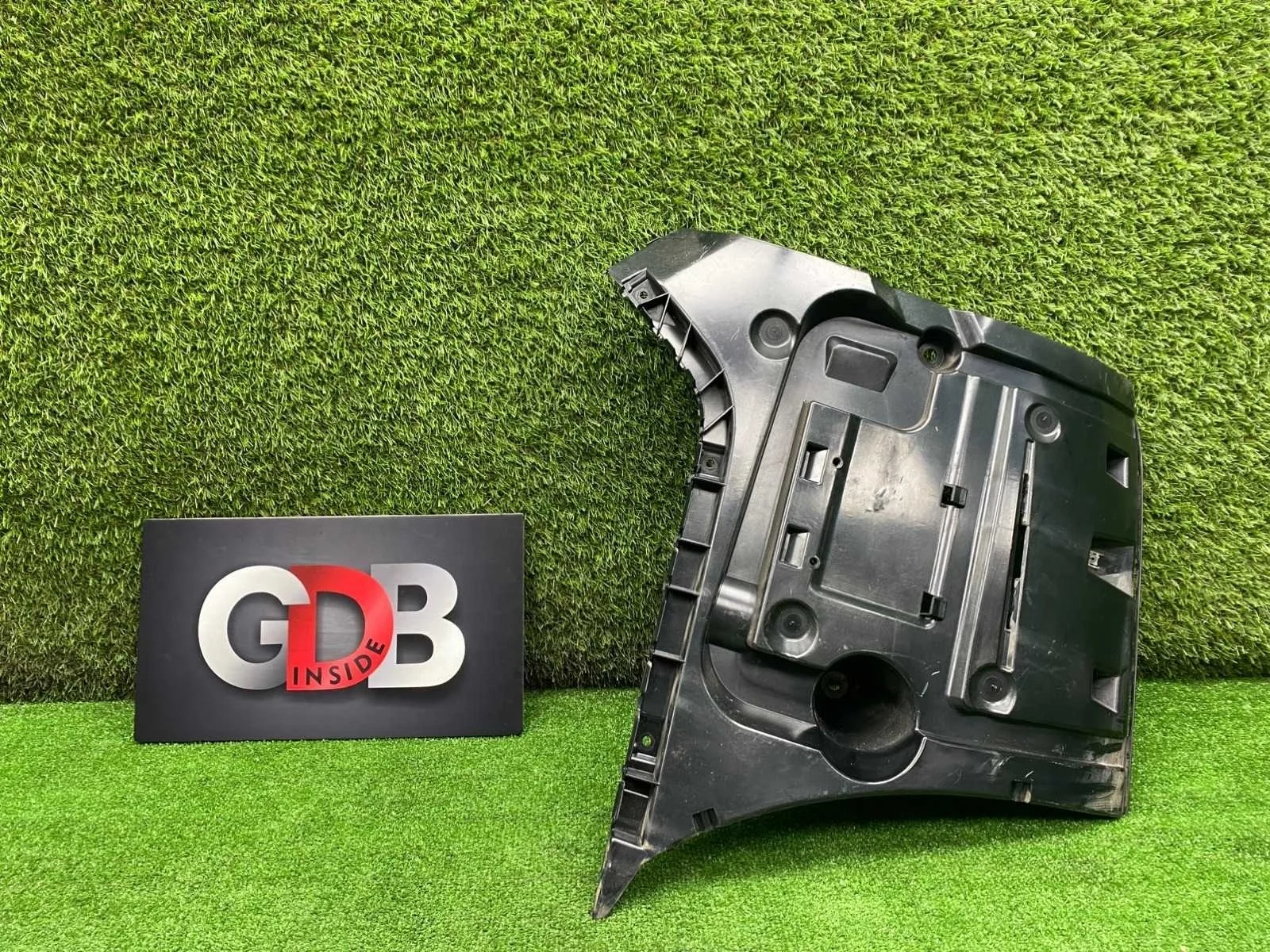 Кронштейн бампера BMW 7 series 21.01.2011 51127183885 F01 N63B44A, задний левый