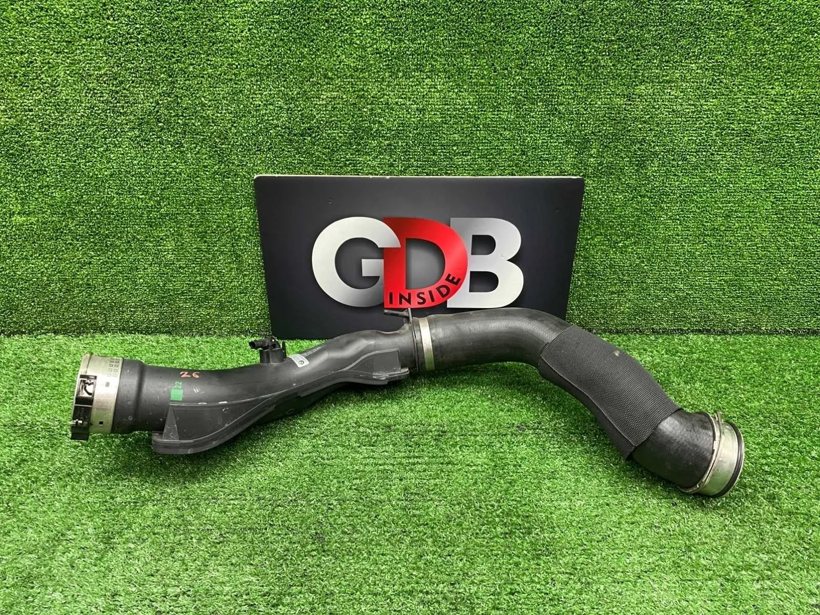 Патрубок интеркулера Bmw X5 07.11.2011 11617807986 E70 N57D30A