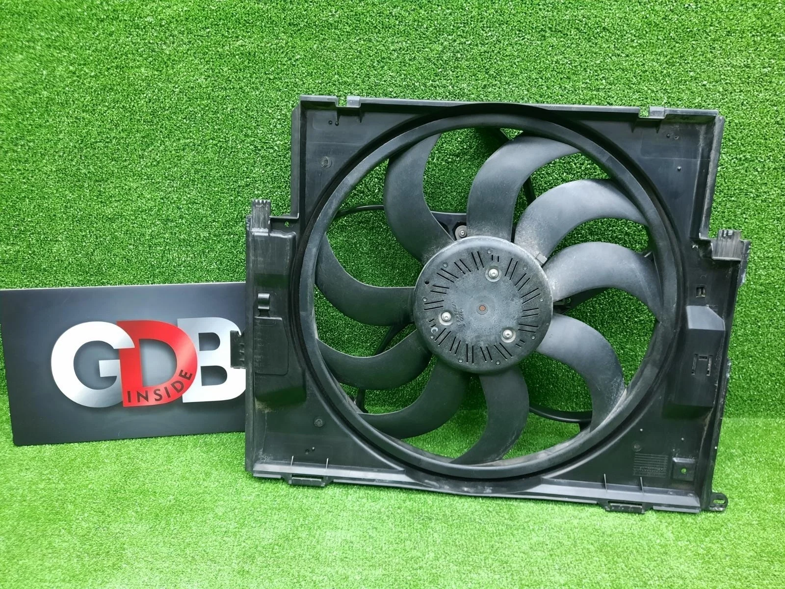 Вентилятор радиатора Bmw 1 Series 13.10.2012 17428641963 F20 N13B16A