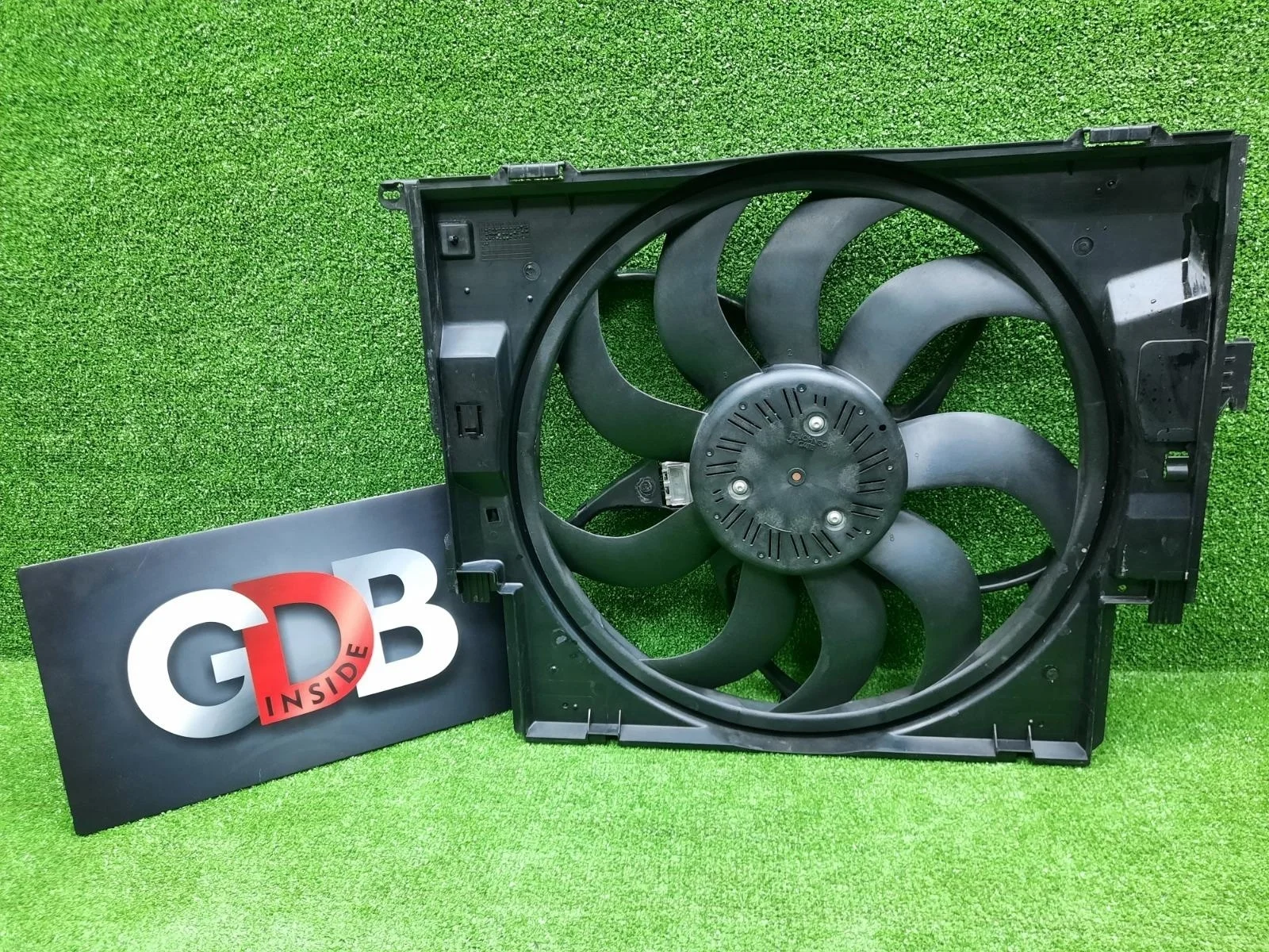 Вентилятор радиатора Bmw 1 Series 21.01.2014 17428641963 F20 N13B16A