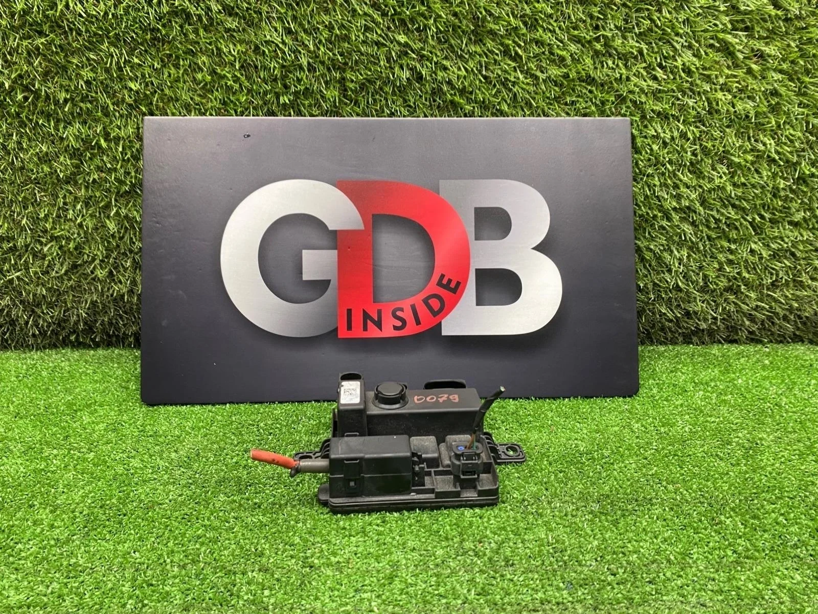 Встроенный модуль питания BMW 1 series 28.06.2013 12637614585 F20 N13B16A