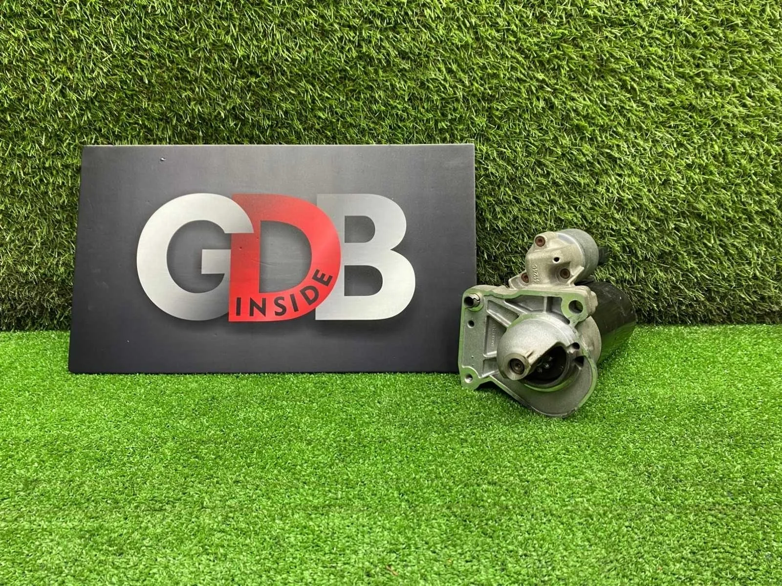 Стартер BMW 1 series 28.06.2013 12417638192 F20 N13B16A