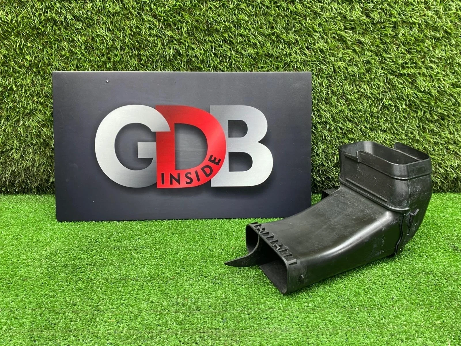 Воздуховод Bmw 1 Series 28.06.2013 13717597584 F20 N13B16A