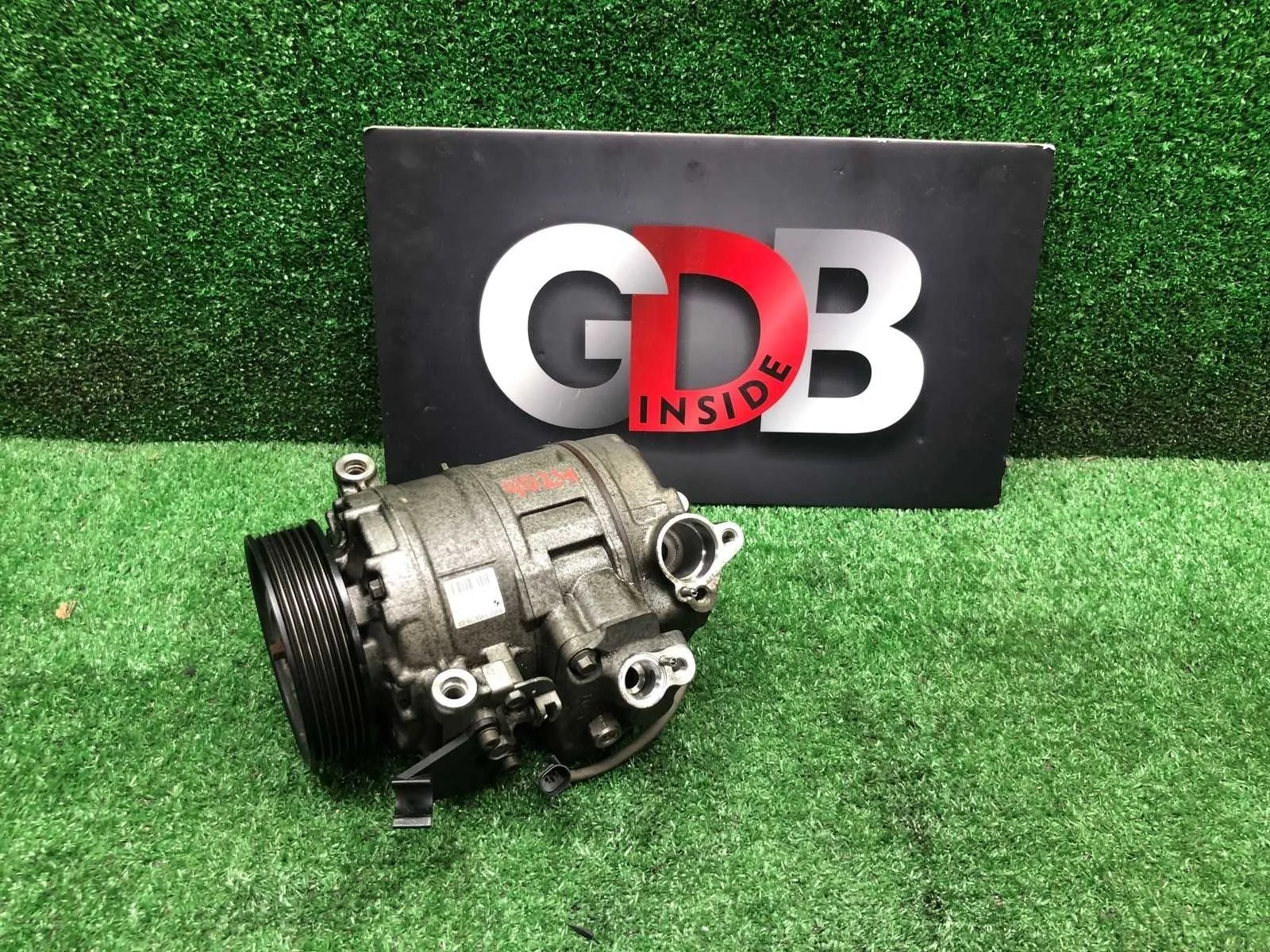 Компрессор кондиционера BMW 3 series 22.08.2007 64526956719 E92 N54B30A