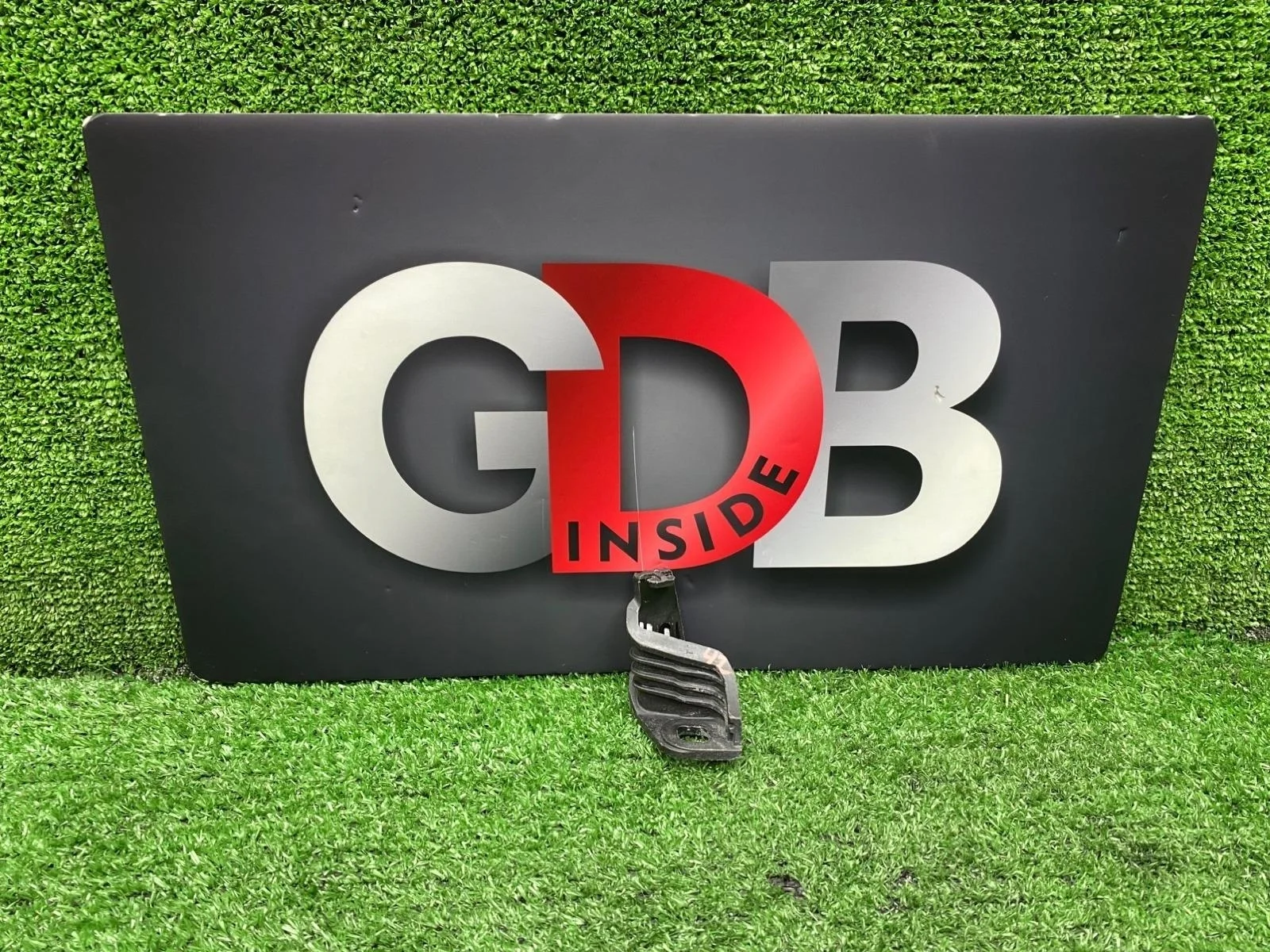 Крепление фары BMW 3 series 2013 51647285597 F30 N20B20B, переднее левое