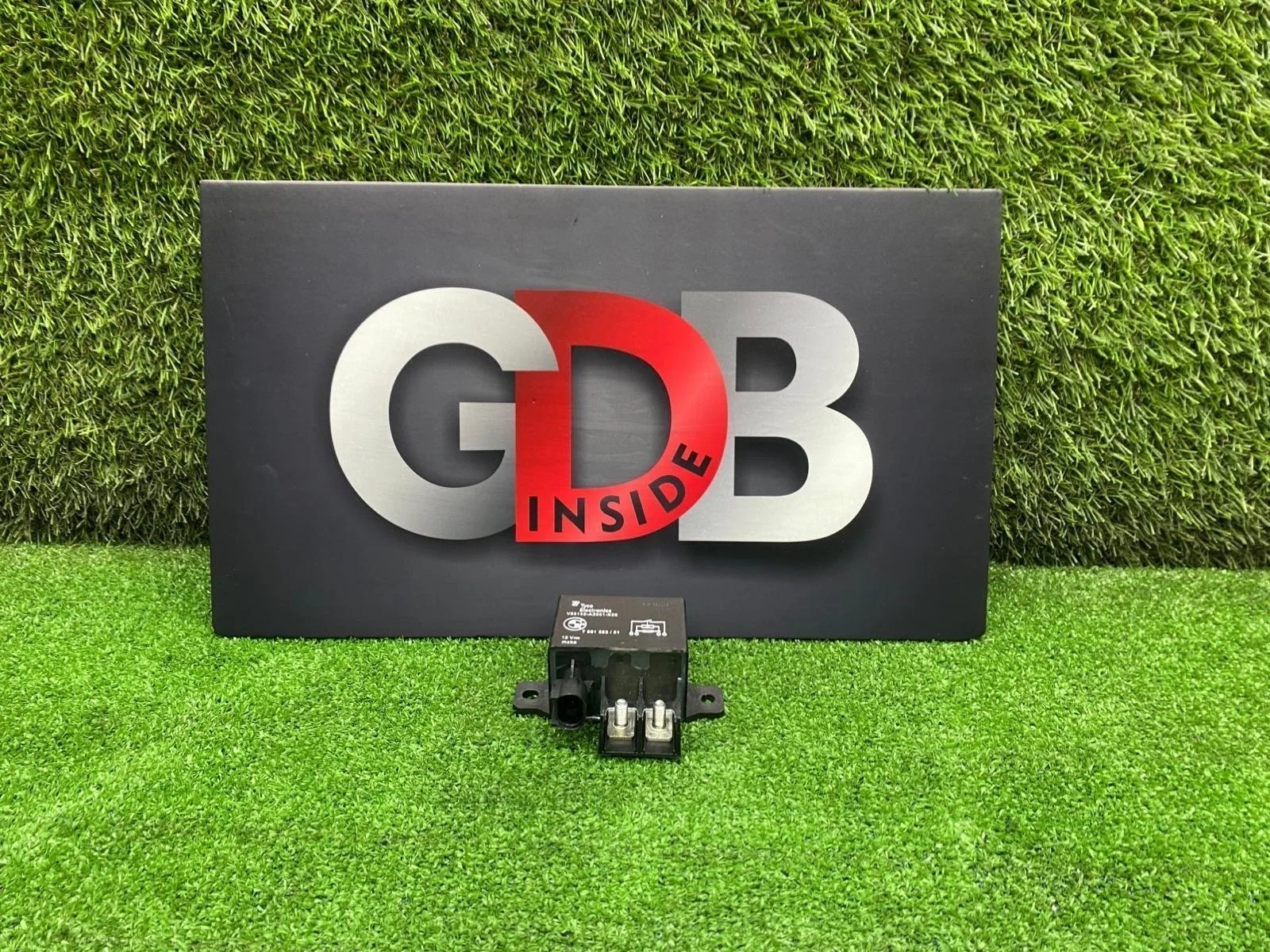 Реле Bmw 7 Series 21.01.2011 61367661503 F01 N63B44A