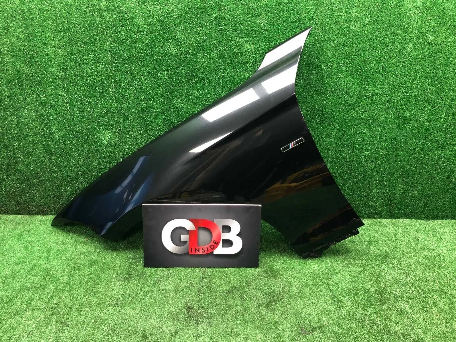 Крыло BMW 1 series 24.04.2012 41007284645 F20 N13B16A, переднее левое