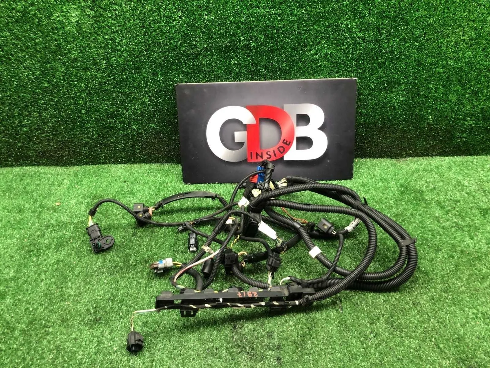 Проводка форсунок BMW 1 series 24.04.2012 12517608804 F20 N13B16A