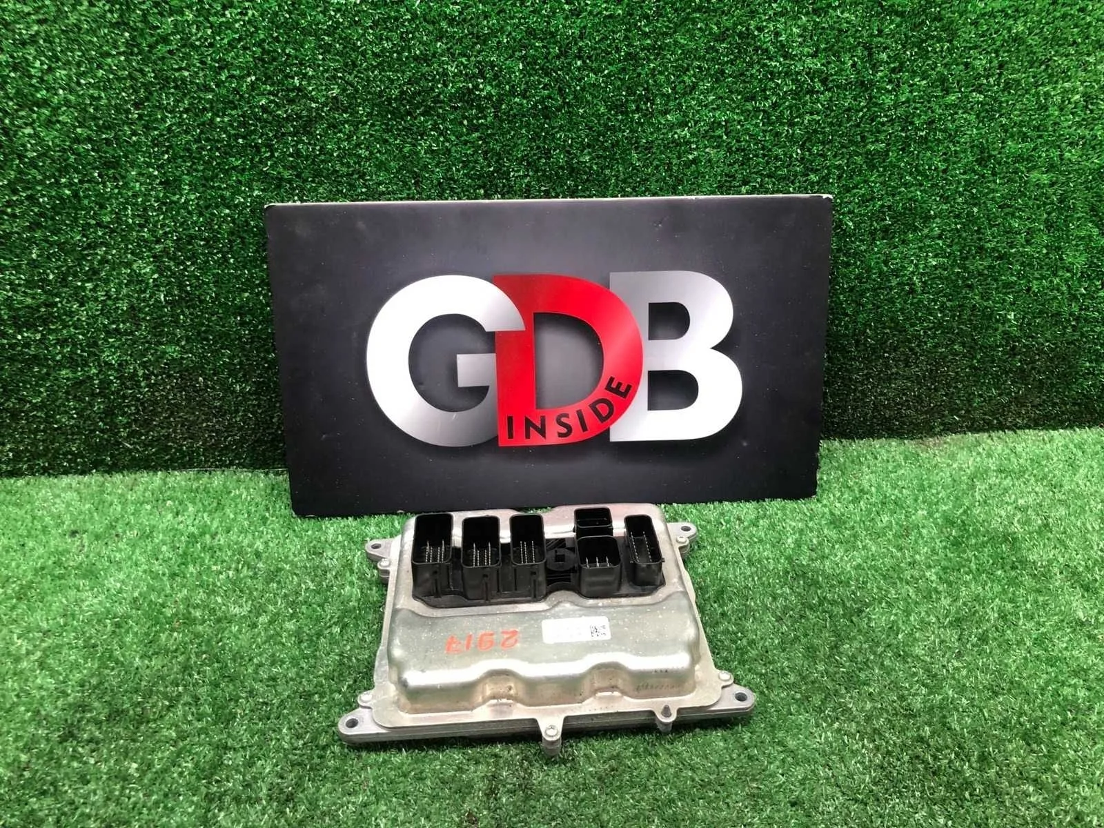 Блок управления двигателем DME BMW 1 series 24.04.2012 12148638198 F20 N13B16A