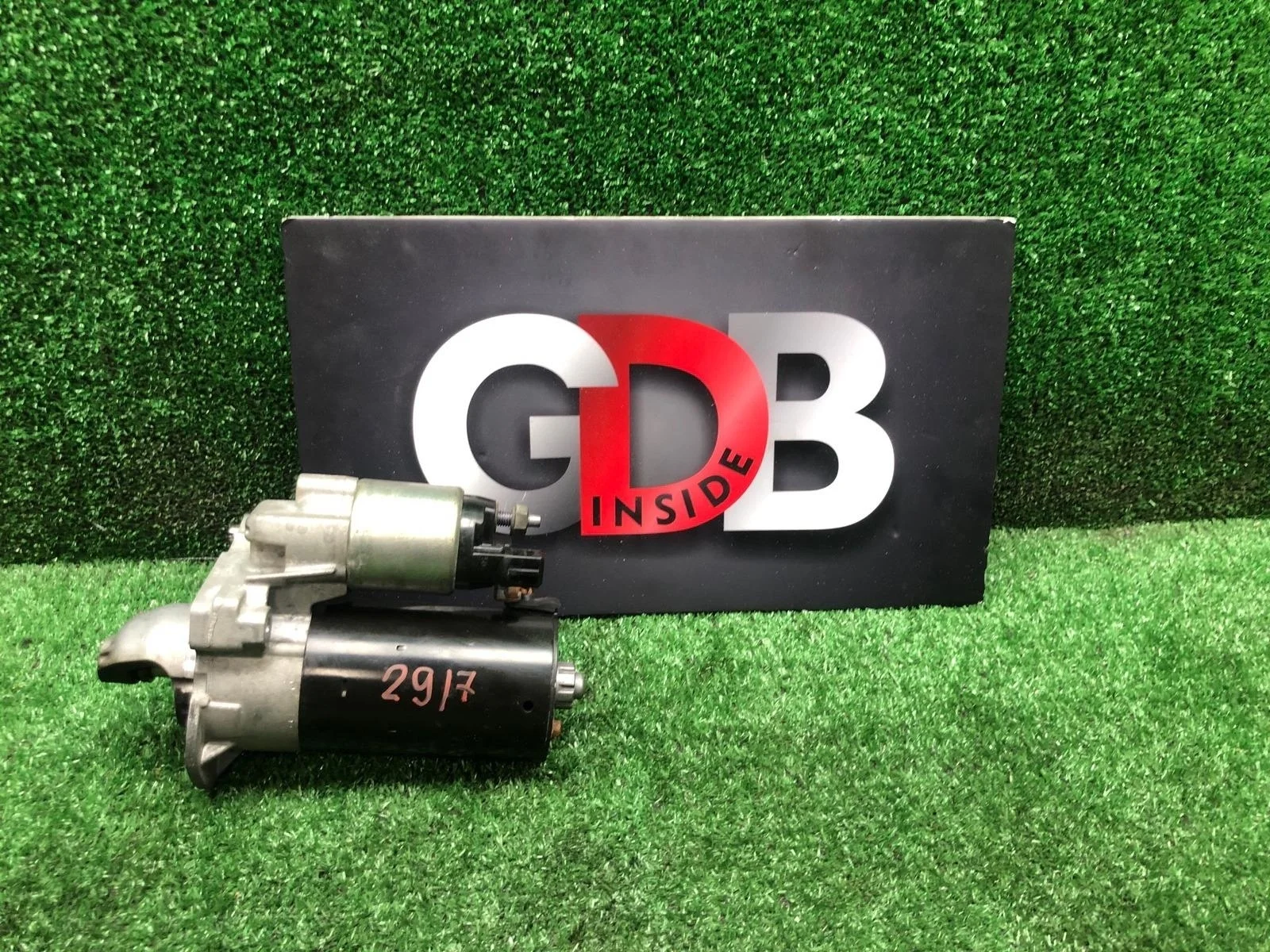 Стартер BMW 1 series 24.04.2012 12417638192 F20 N13B16A