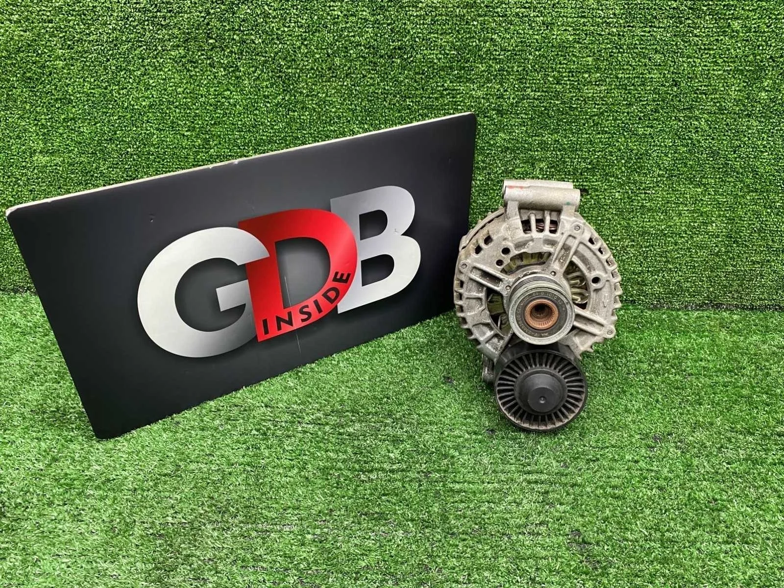 Генератор BMW X5 09.01.2009 12317551256 E70 N52B30AF