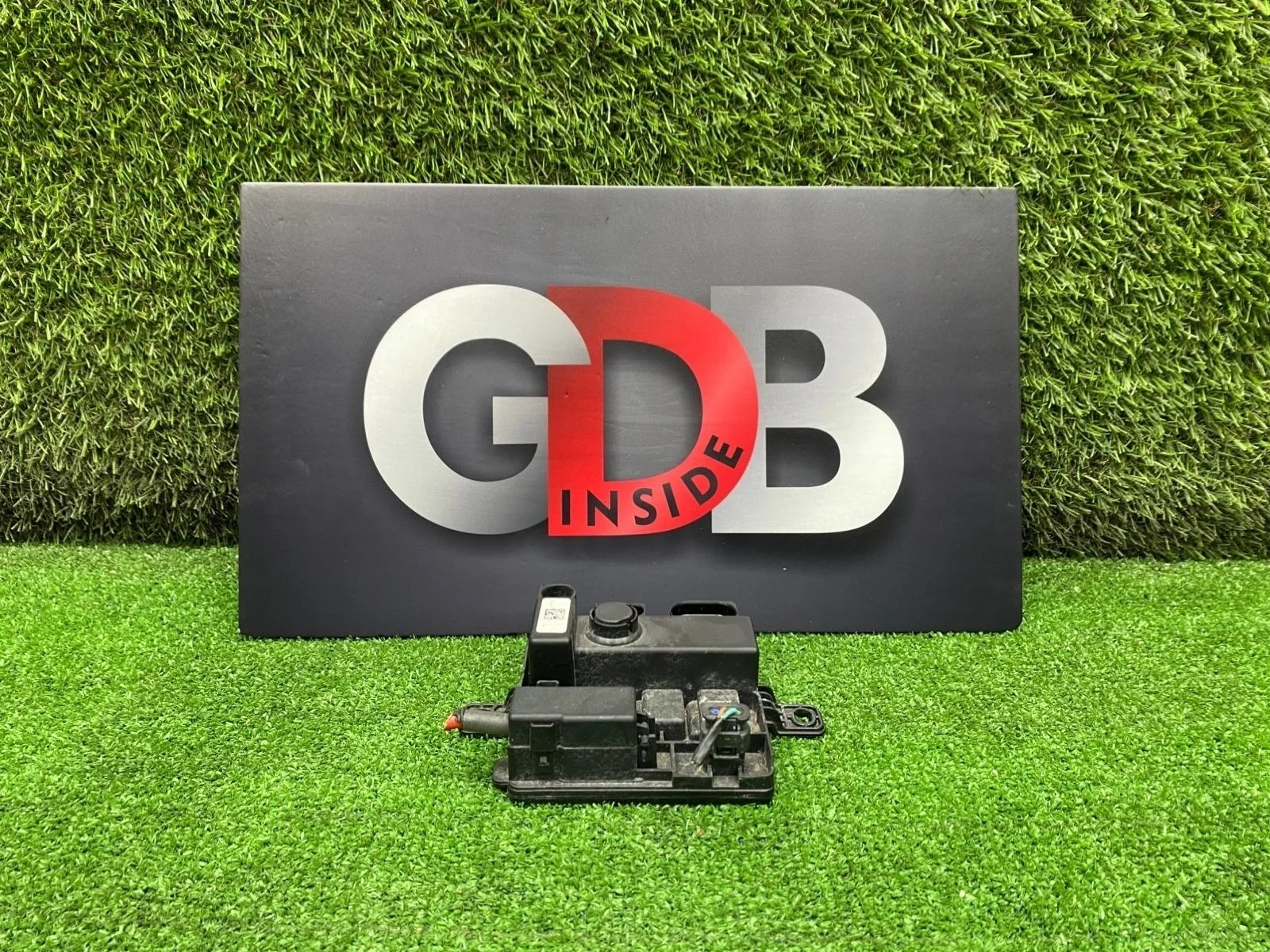 Встроенный модуль питания BMW 1 series 22.09.2012 12637614585 F20 N13B16A