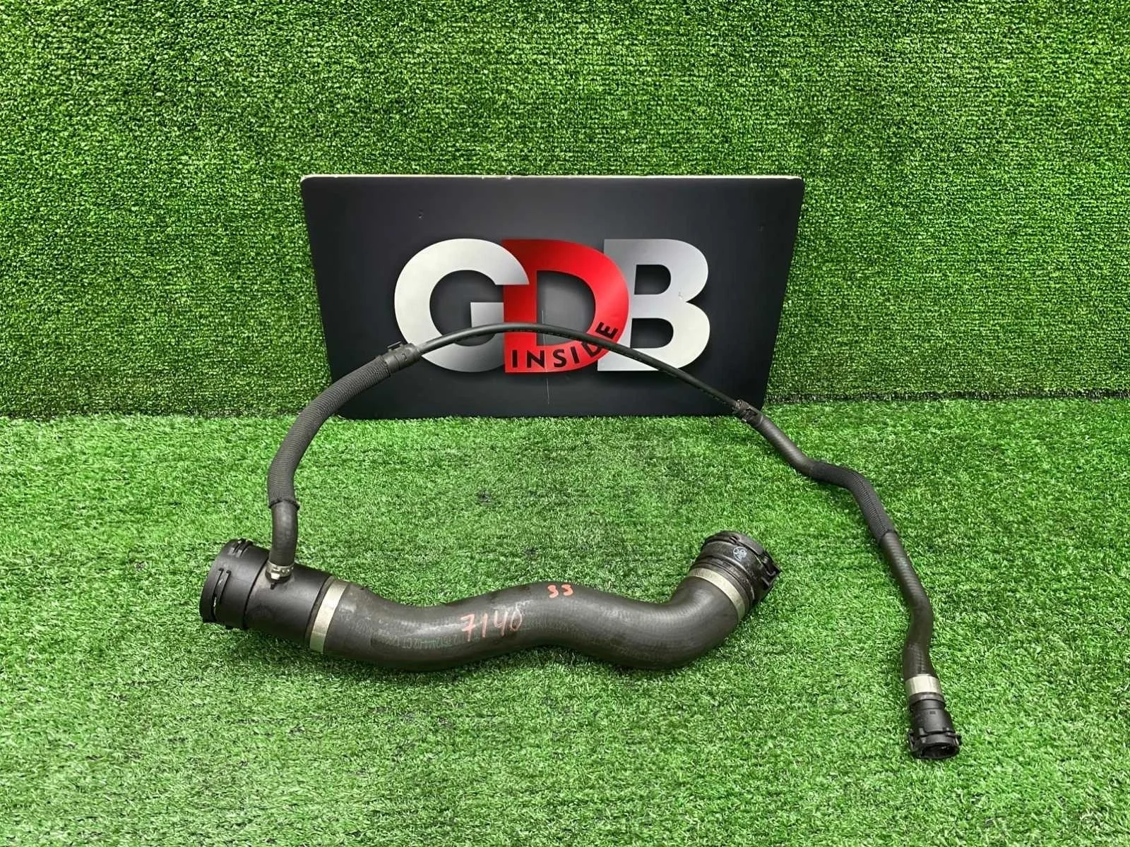 Патрубок системы охлаждения BMW X1 23.03.2012 17127612444 E84 N20B20A