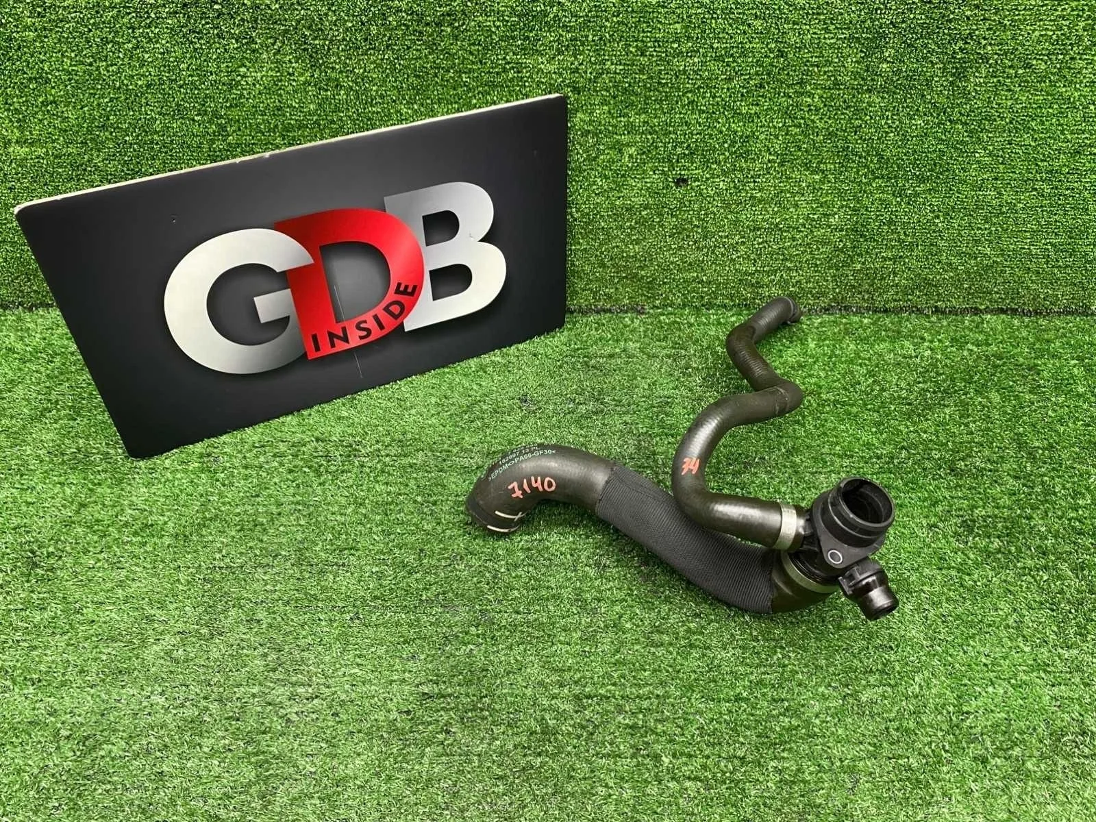 Патрубок системы охлаждения BMW X1 23.03.2012 11537639999 E84 N20B20A