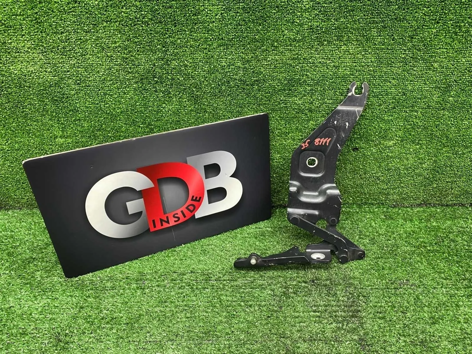 Петля капота BMW X5 09.01.2009 41007198617 E70 N52B30AF, передняя левая