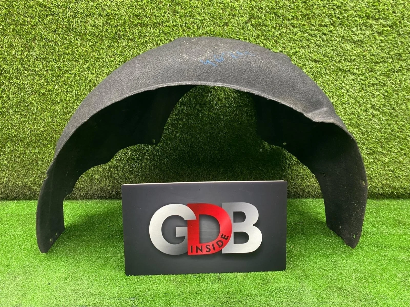 Подкрылок BMW 3 series 22.08.2007 51717154413 E92 N54B30A, левый