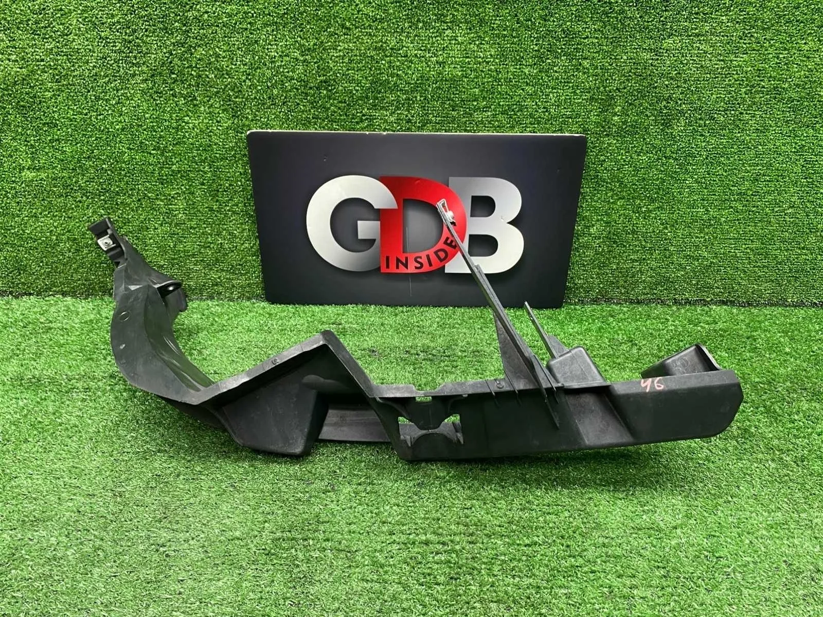 Кронштейн фары BMW X1 23.03.2012 51642990179 E84 N20B20A, передний левый