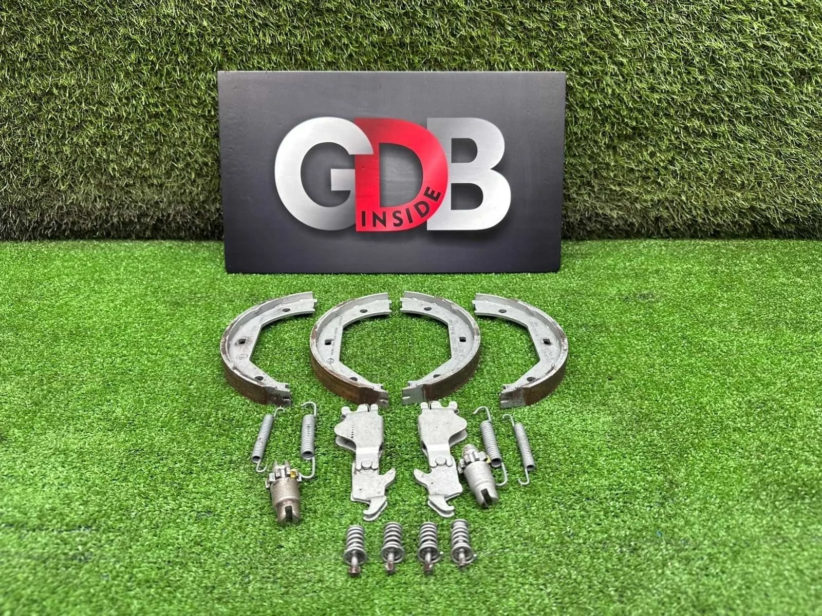 Колодки ручного тормоза BMW 3 series 22.08.2007 34416761292 E92 N54B30A