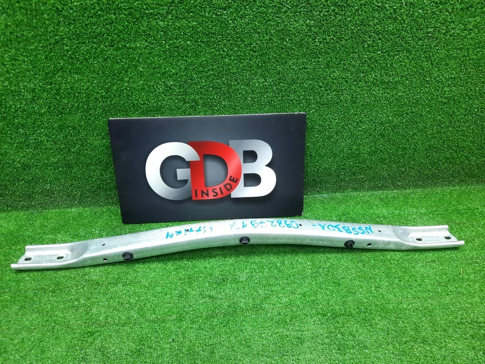 Распорка BMW X5 23.09.2011 51717228081 E70 N55B30A, передняя