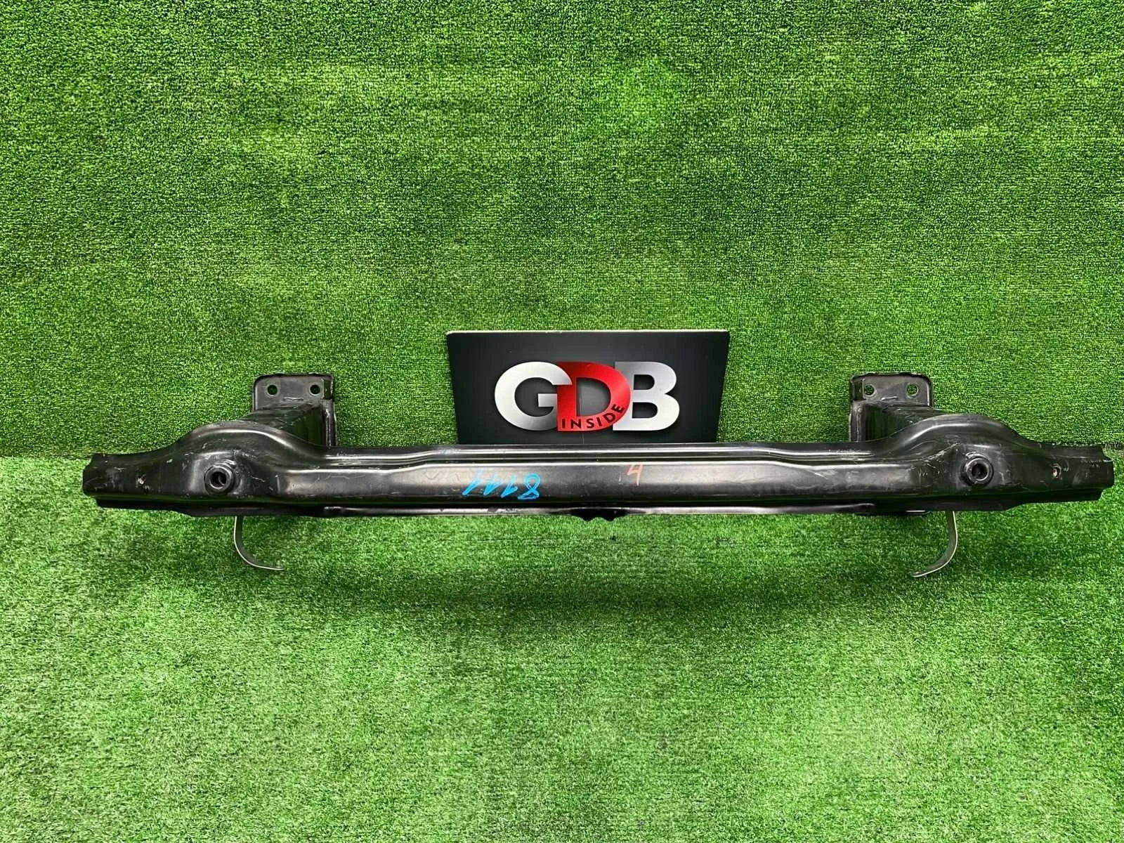 Усилитель бампера BMW X5 09.01.2009 51117165458 E70 N52B30AF, передний