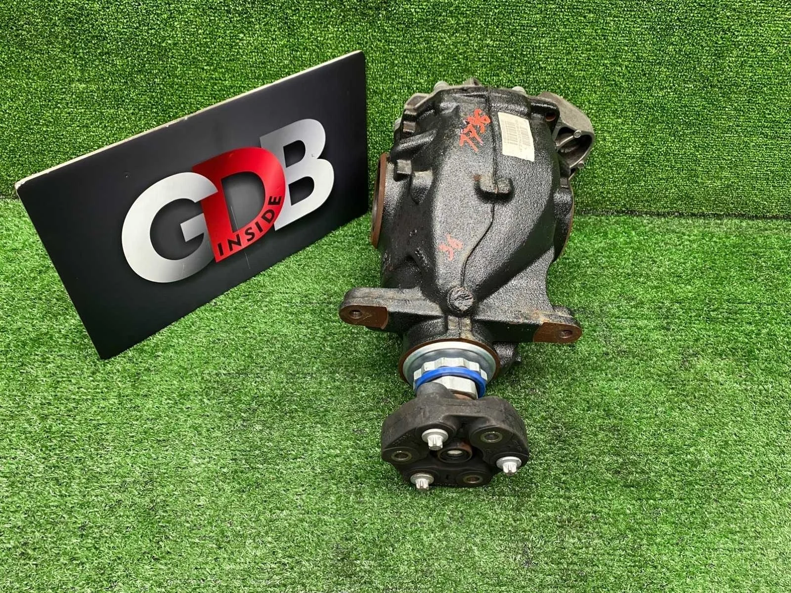 Редуктор BMW 3 series 30.10.2015 33108485723 F30 N47D20C, задний