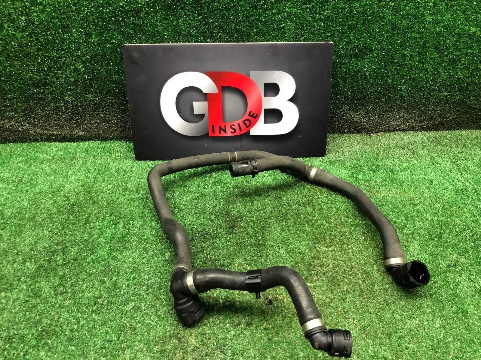 Патрубок системы охлаждения BMW 1 series 20.01.2014 17127596834 F20 N13B16A