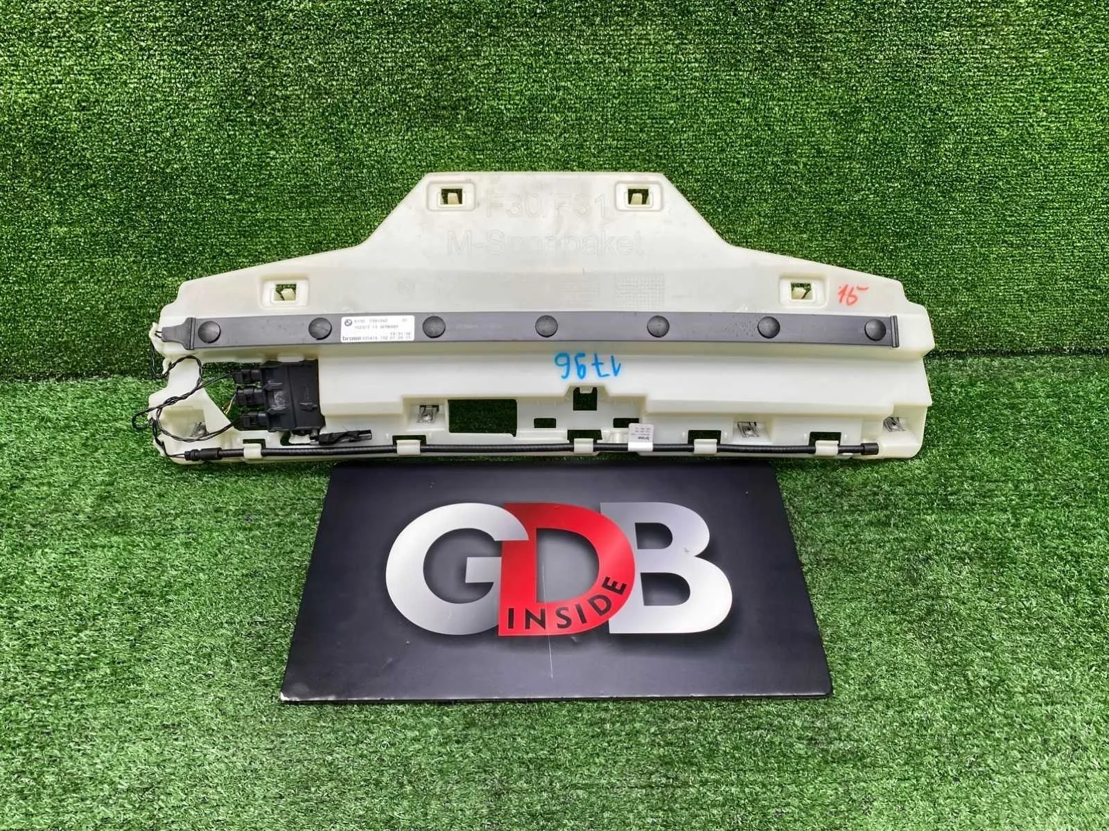 Кронштейн бампера BMW 3 series 30.10.2015 51128054200 F30 N47D20C